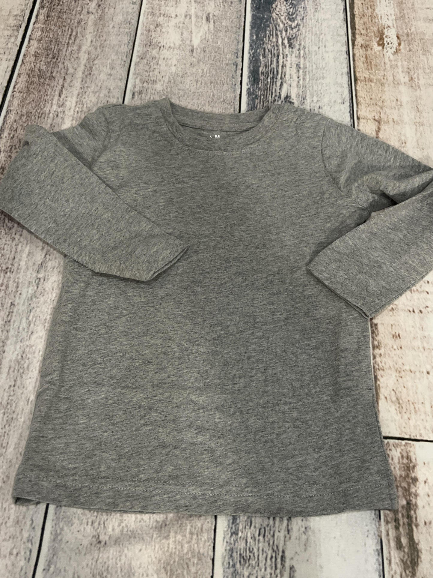 Primary Unisex Grey Long Sleeve Shirt Size: 18-24 months Grey