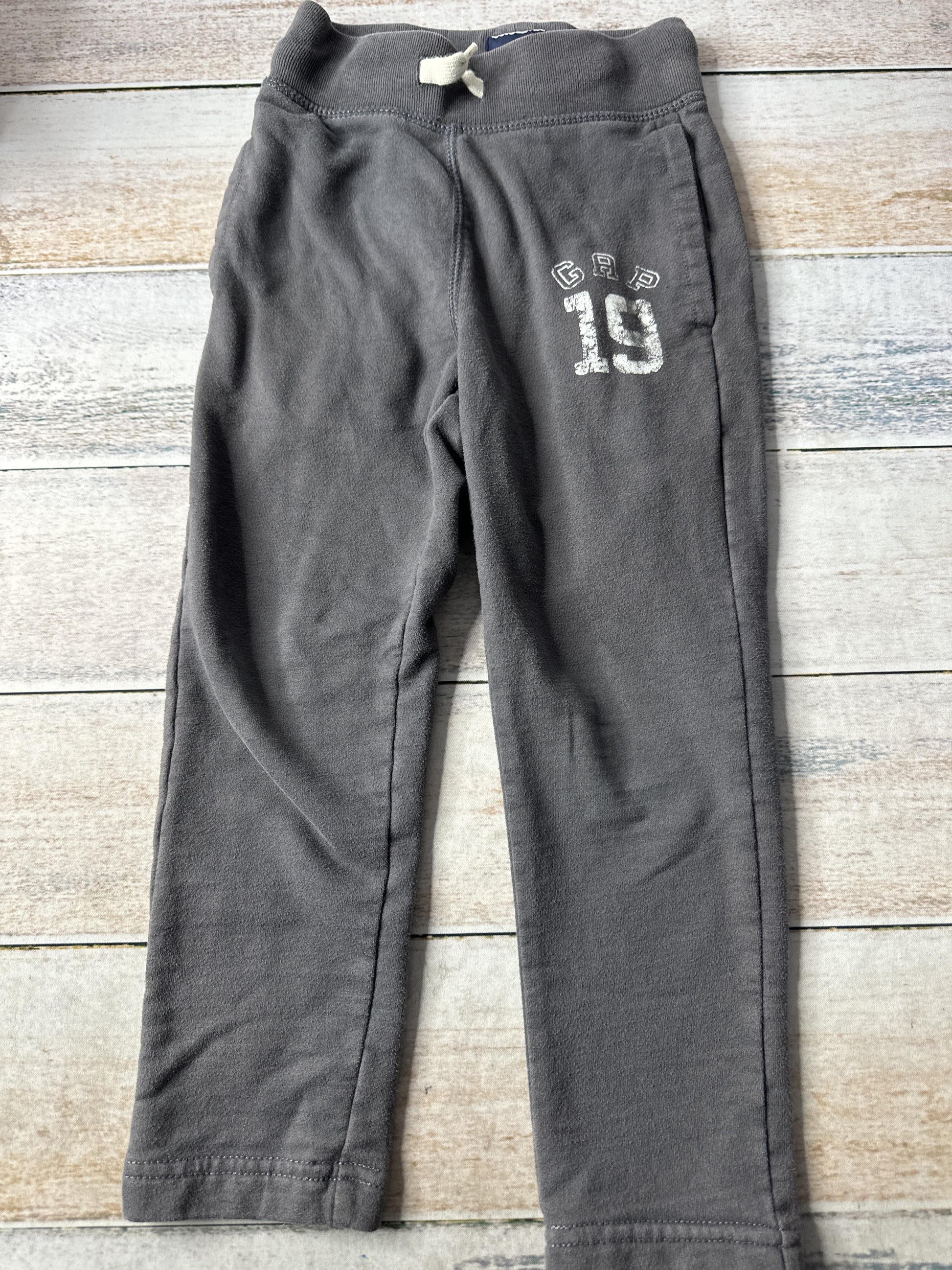 Gap Unisex Grey Pants Size: 4-5 Years Grey