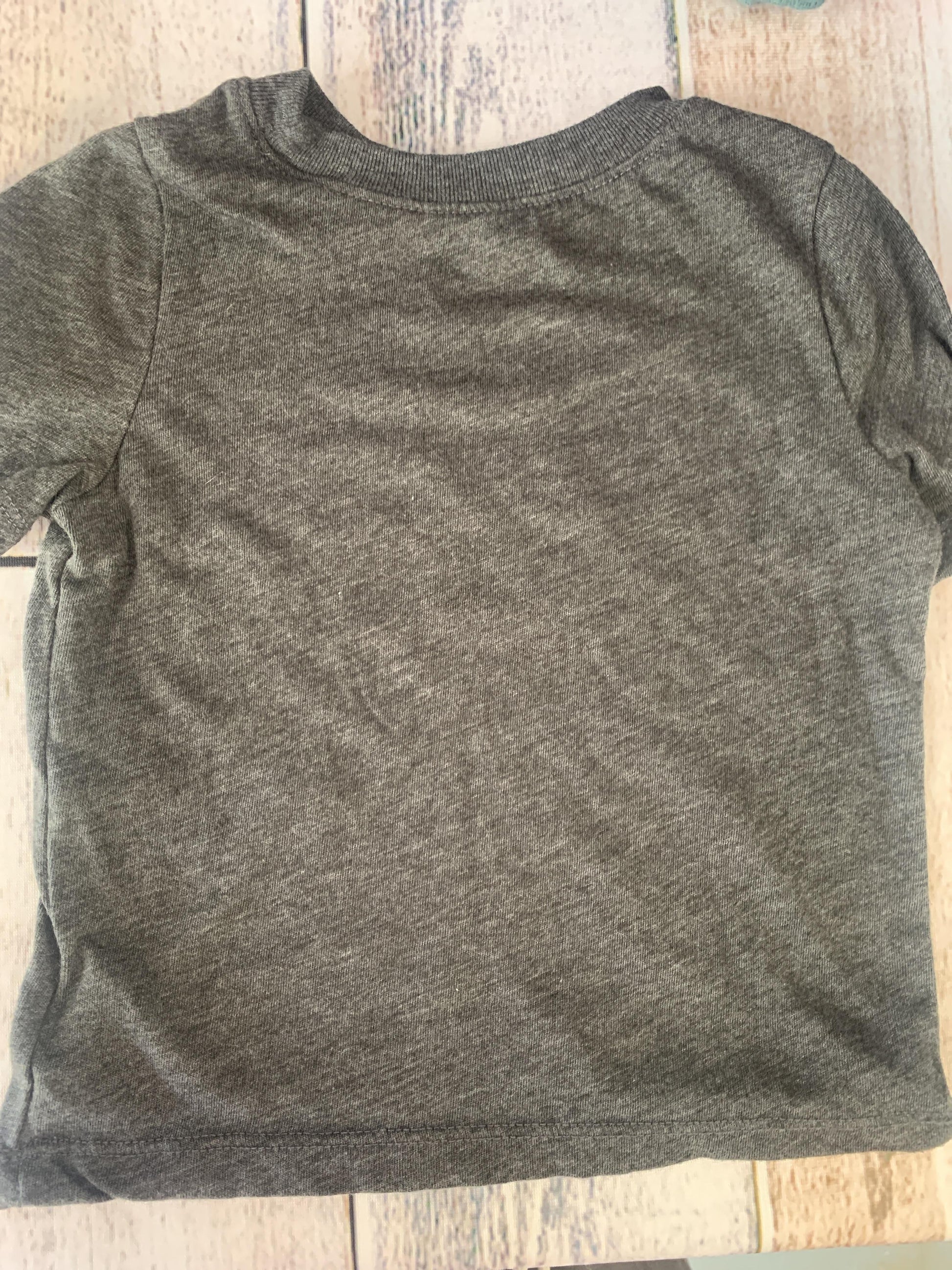 Old Navy Boys Grey Shirt Size: 12-18 months Grey