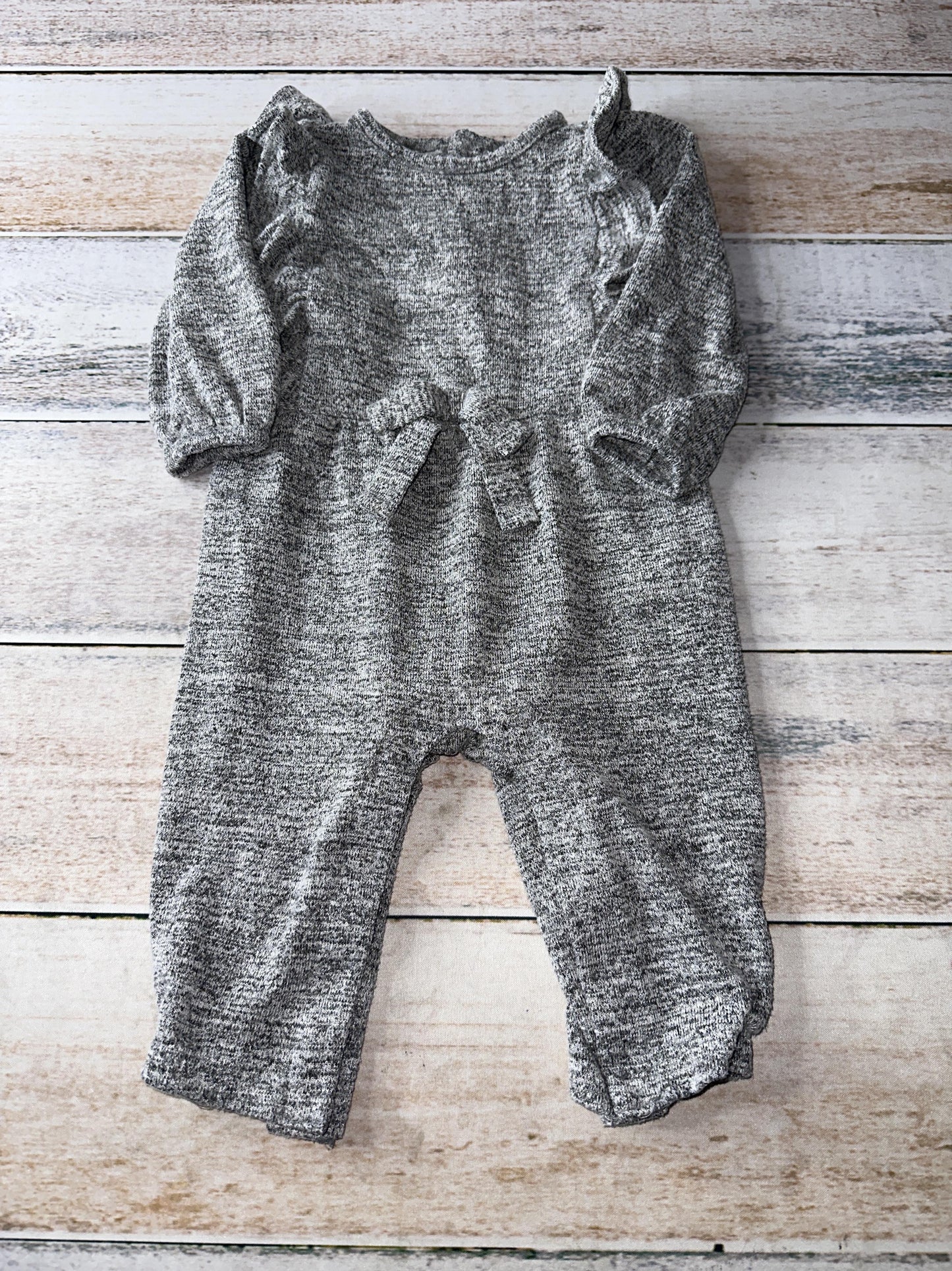 Cat & Jack Girls Grey Long Sleeve Outfit Size: 6 months Grey