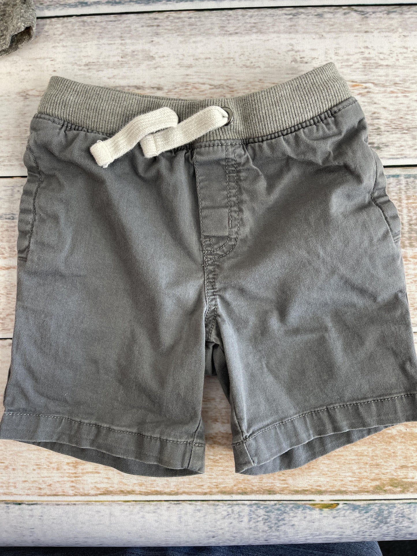 Cat & Jack Boys Grey Shorts Size: 3T Grey