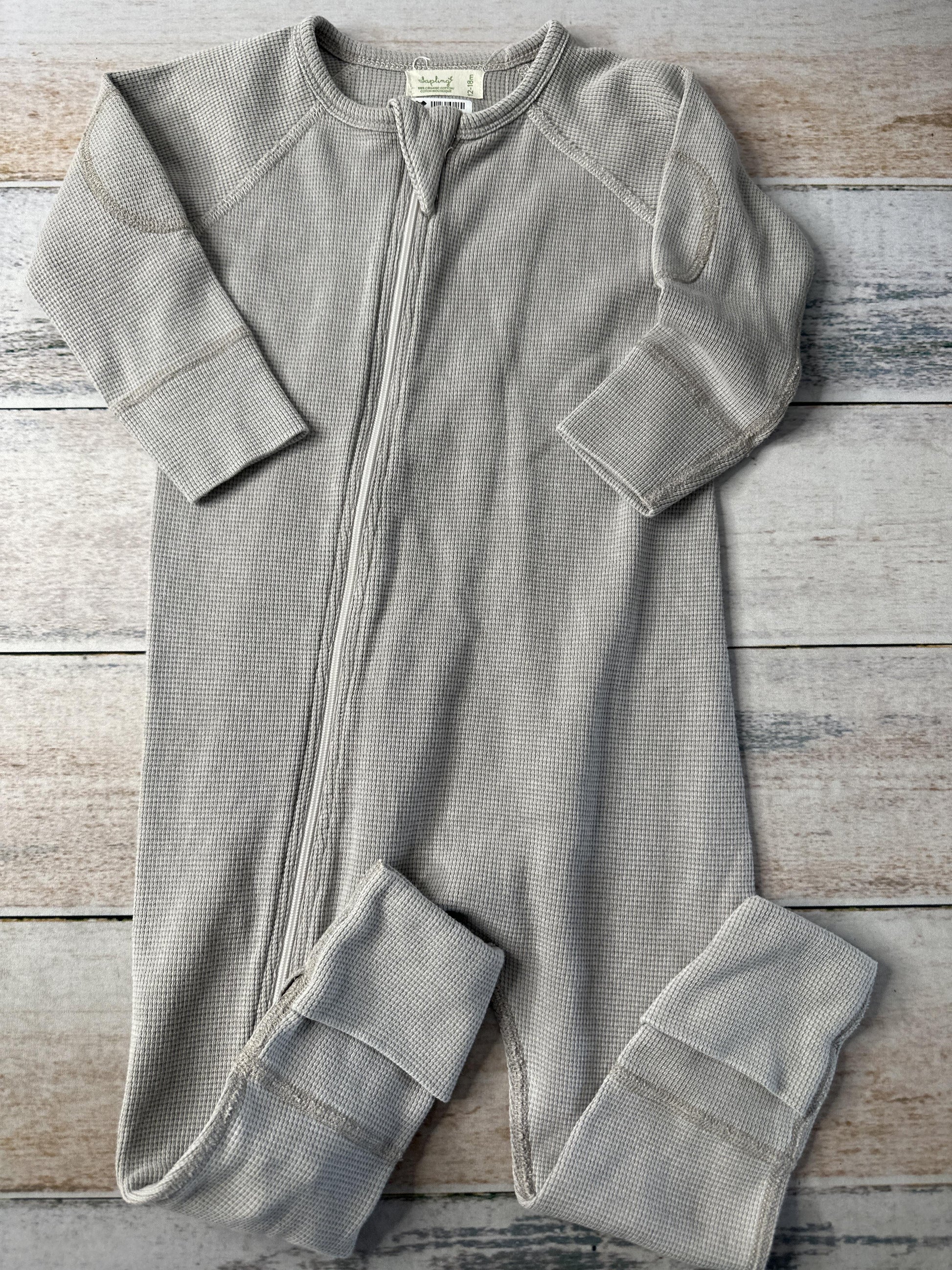 Sapling Unisex Grey Pajamas Size: 12-18 months Grey