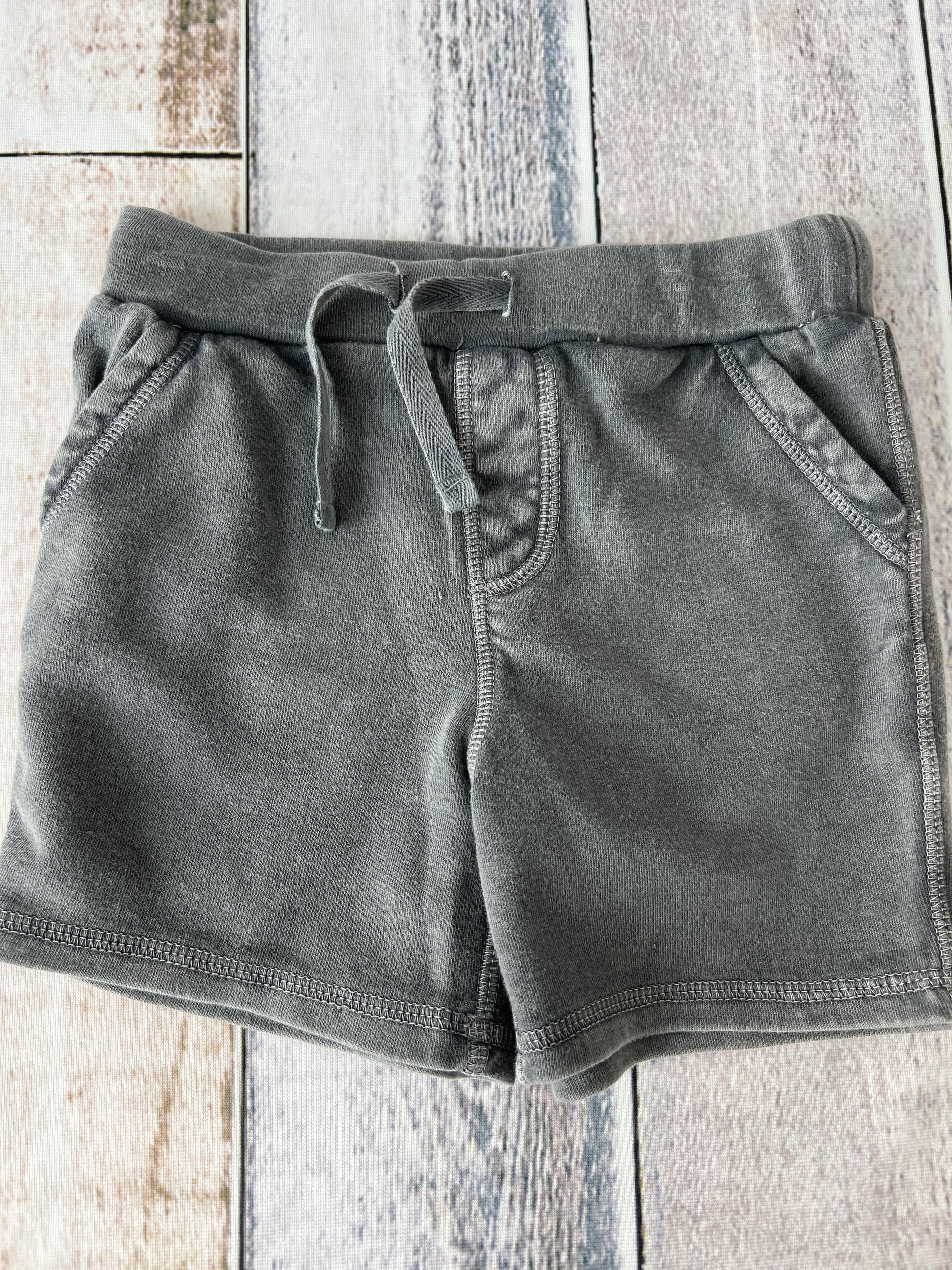 Tucker + Tate Boys Grey Shorts Size: 24 months Grey