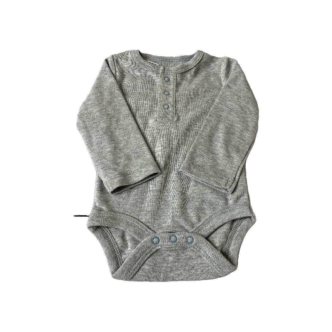 Cloud Island Unisex Grey Onesie Size: Newborn Grey