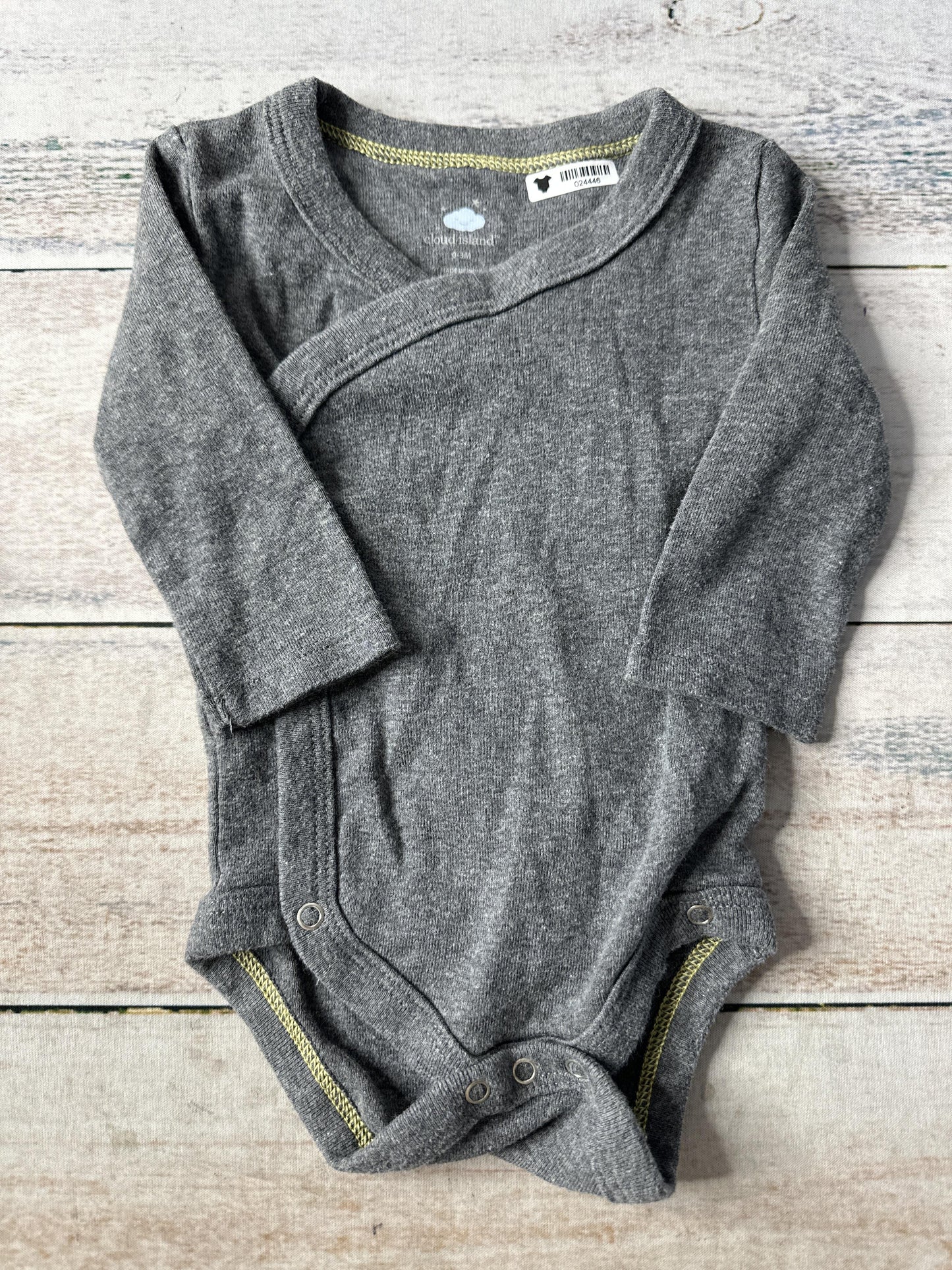 Cloud Island Unisex Grey Onesie Size: 0-3 months Grey