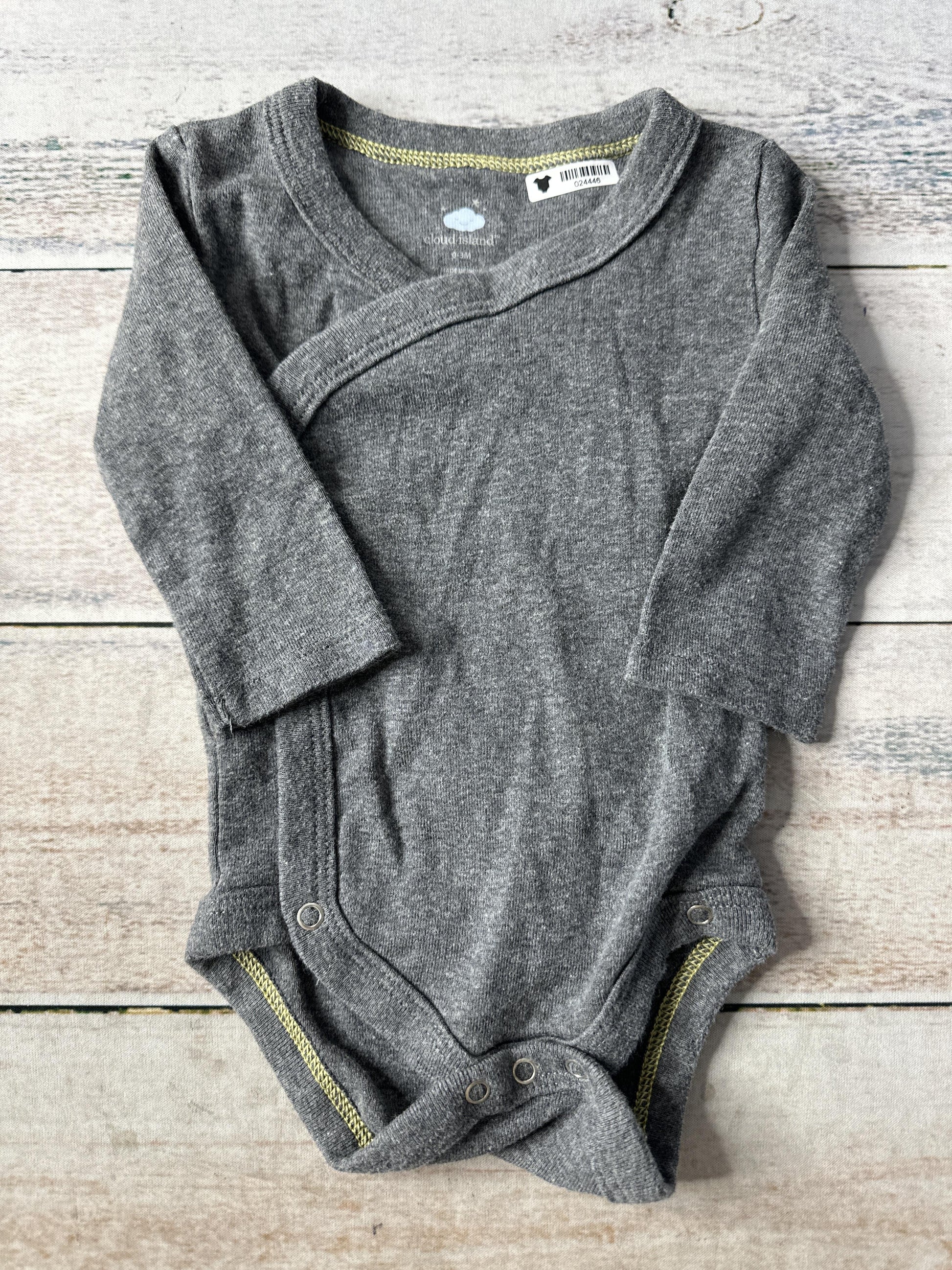 Cloud Island Unisex Grey Onesie Size: 0-3 months Grey