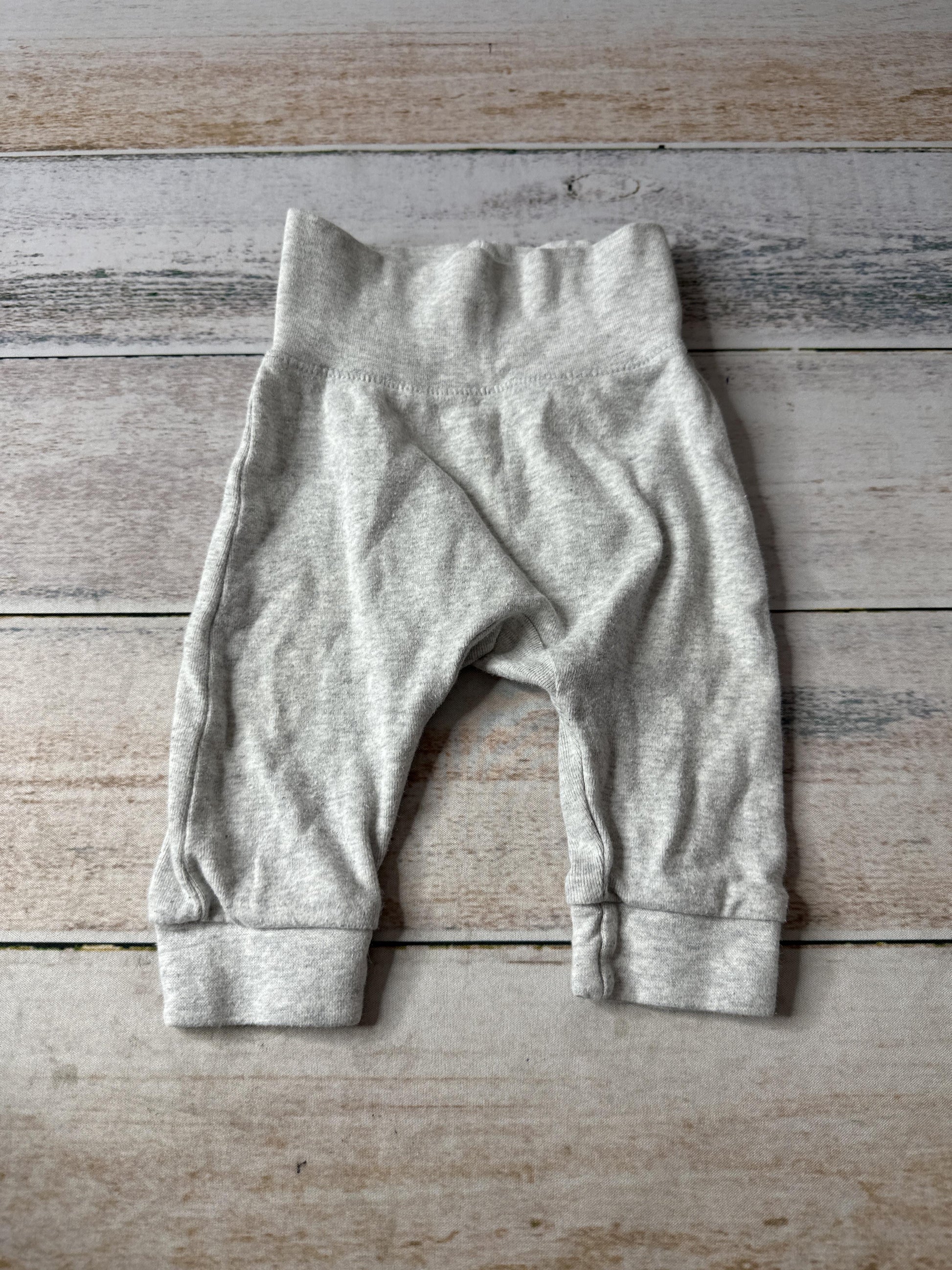 H&M Boys Grey Pants Size: 3 months Grey