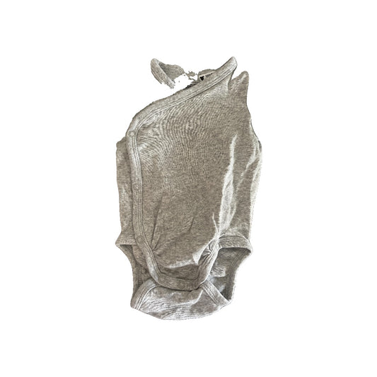 H&M Unisex Grey Onesie Size: 6 months Grey