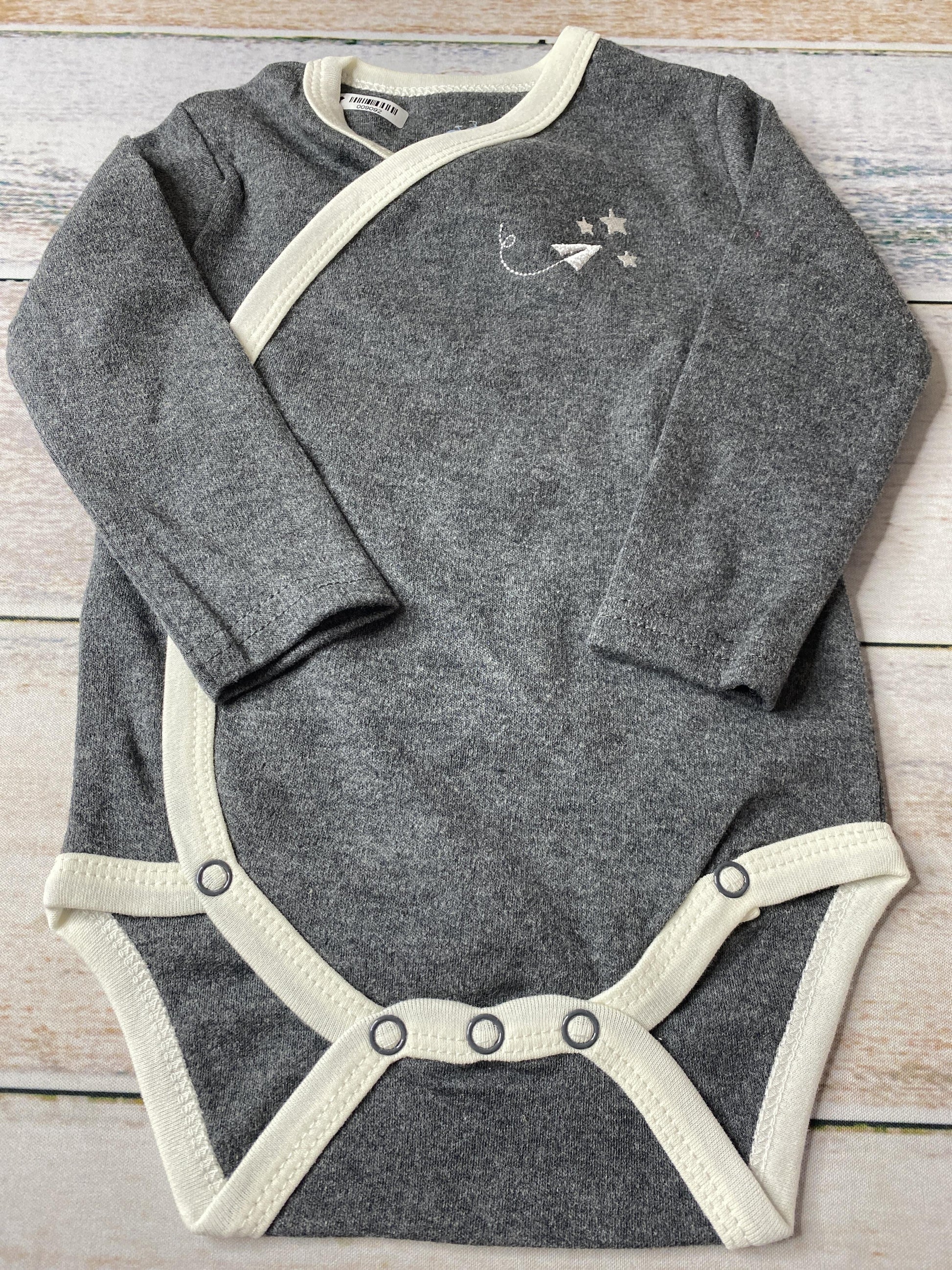 asher and olivia Unisex Grey Onesie Size: 6 months Grey