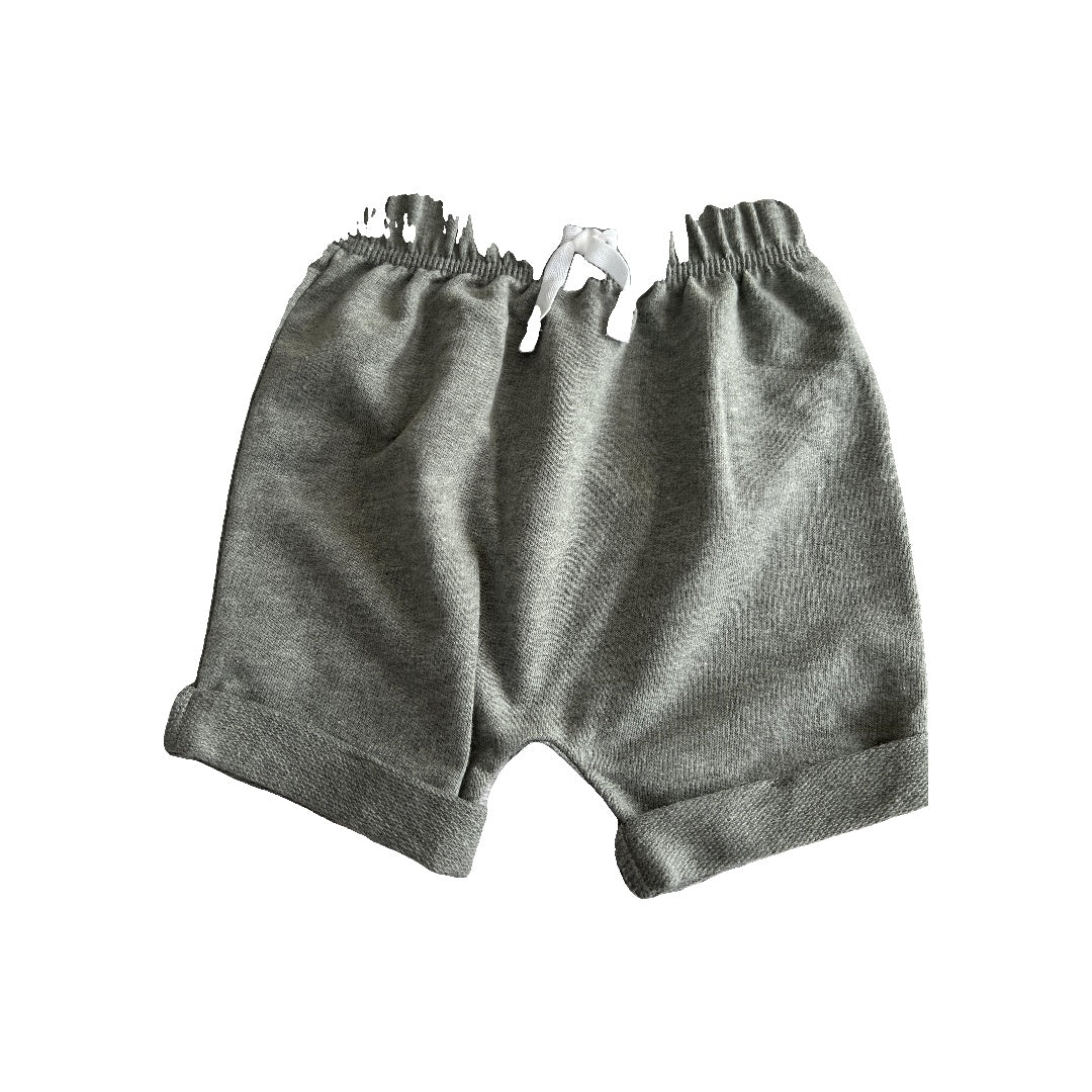 Cat & Jack Boys Grey Shorts Size: 12 months Grey