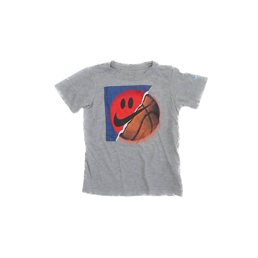 Nike Boys Grey T-Shirt Size: 6 Years Grey