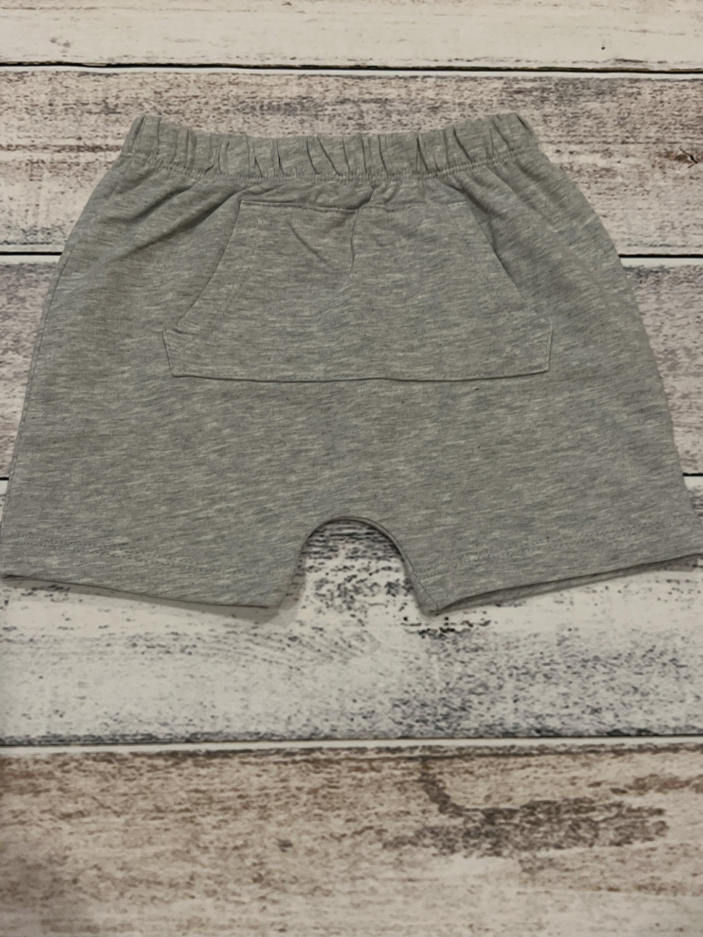 Honest co Boys Grey Shorts Size: 2T Grey