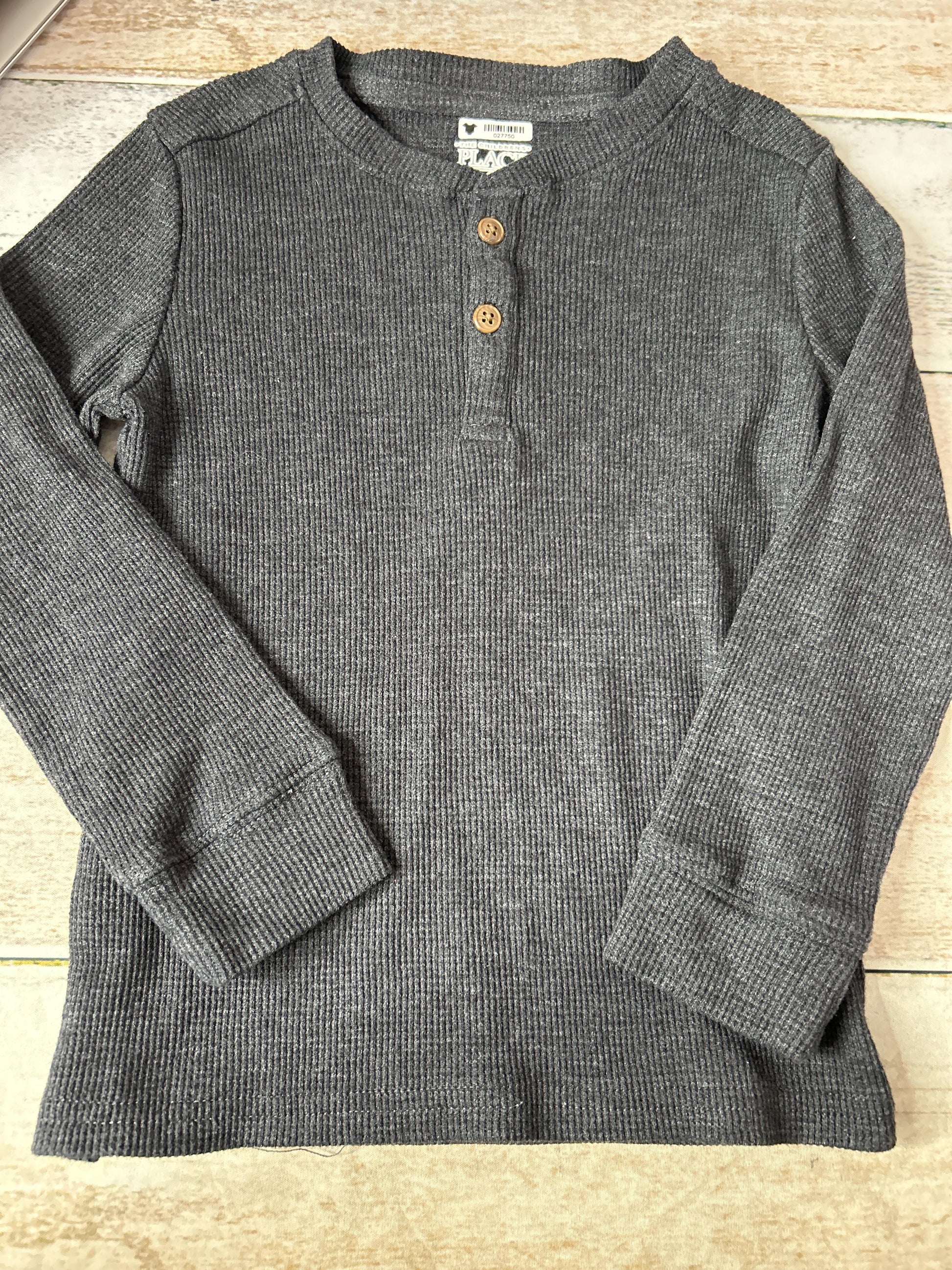 Unisex Grey Long Sleeve Shirt Size: 4T Grey