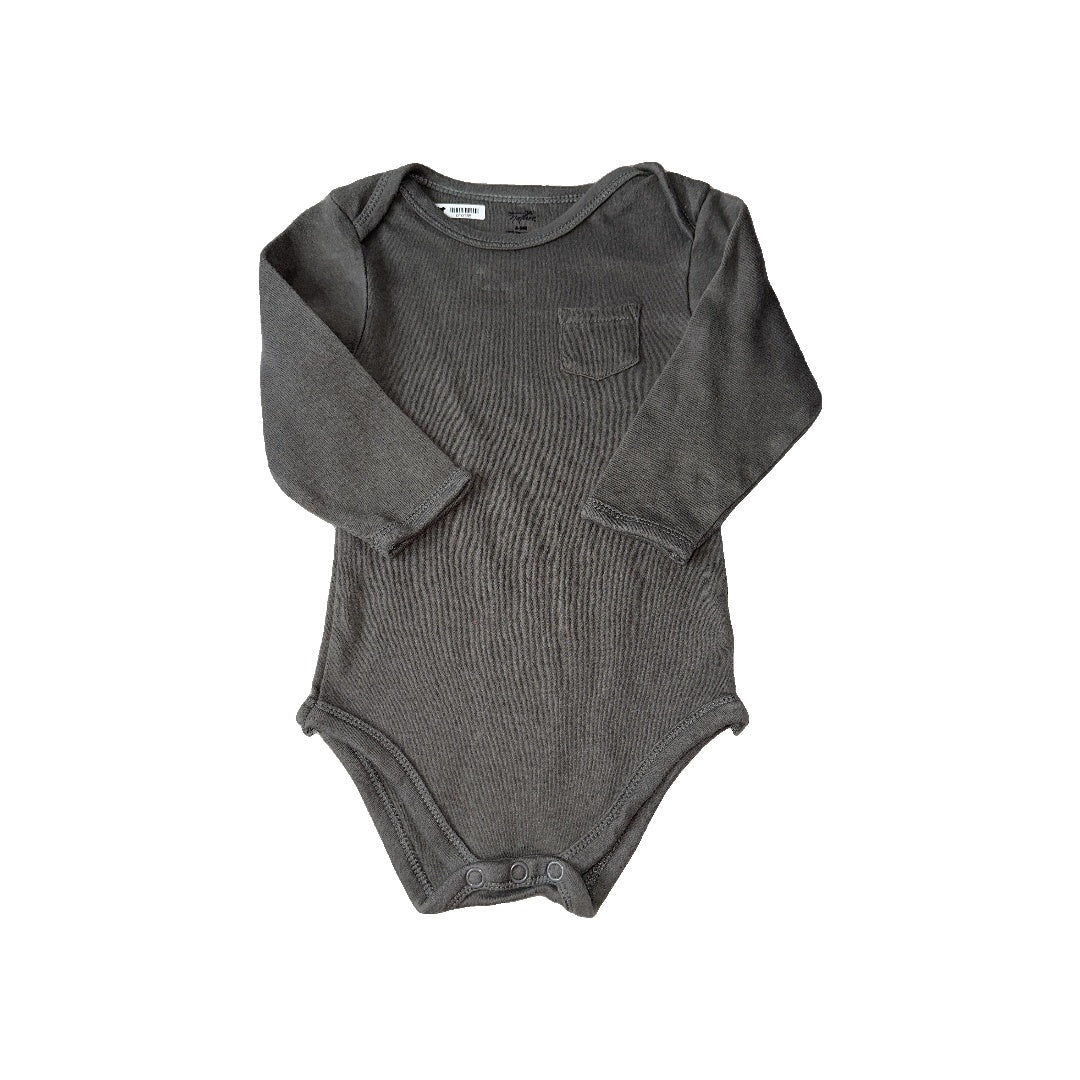 Touched by Nature Boys Grey Onesie Size: 6-9 months Grey