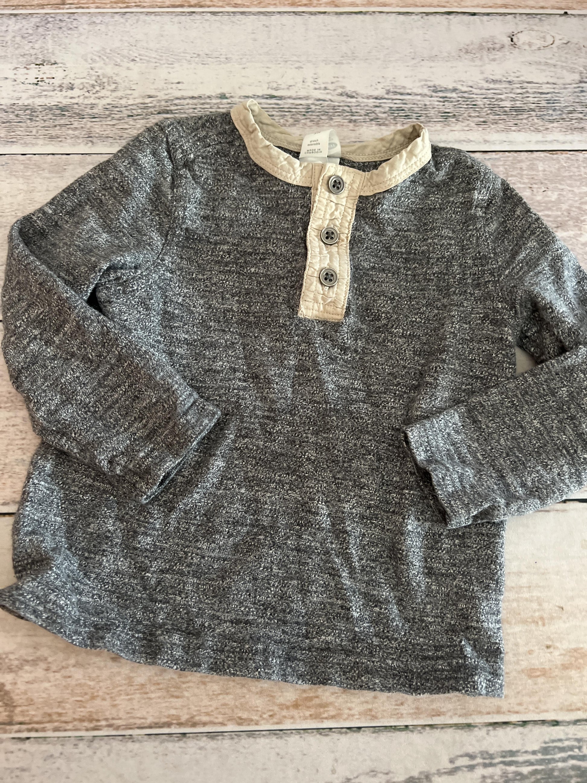 Old Navy Boys Grey Long Sleeve Shirt Size: 3T Grey