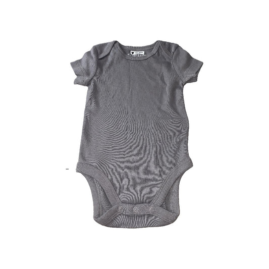 Mac and Moon Unisex Grey Onesie Size: 6 months Grey