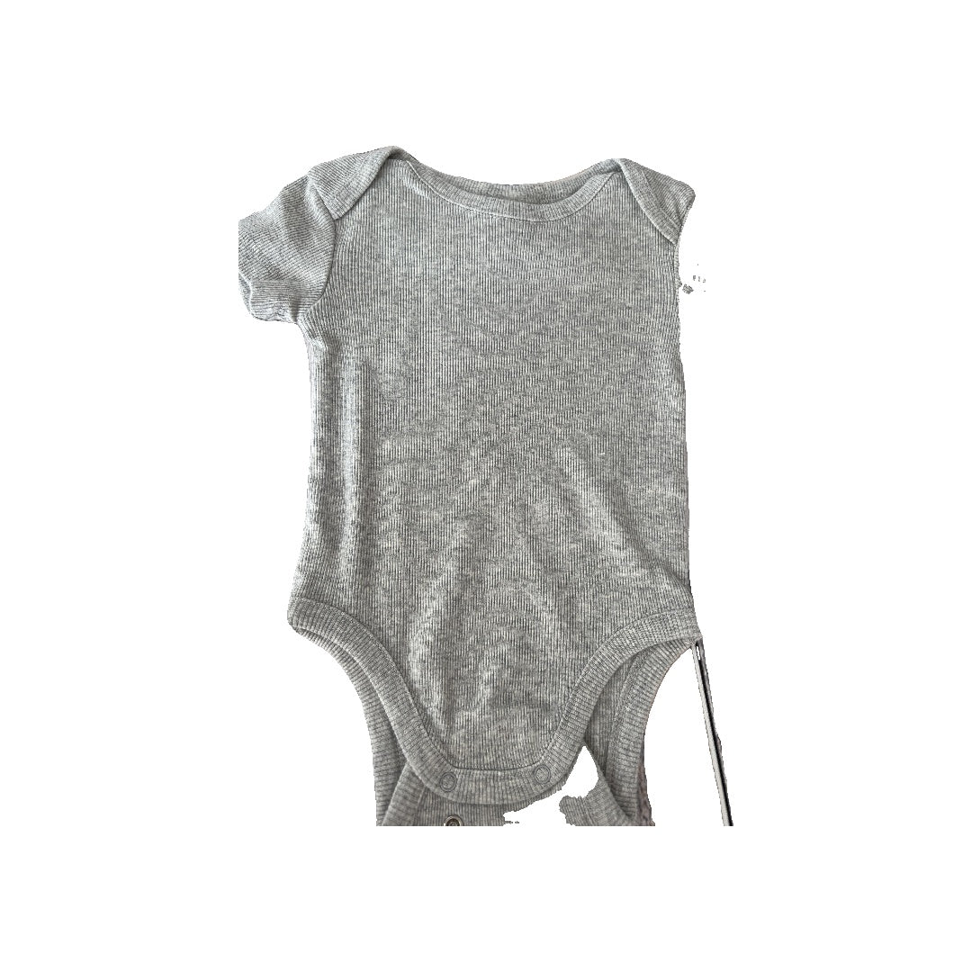 Nordstrom Unisex Grey Onesie Size: 9-12 Months Grey