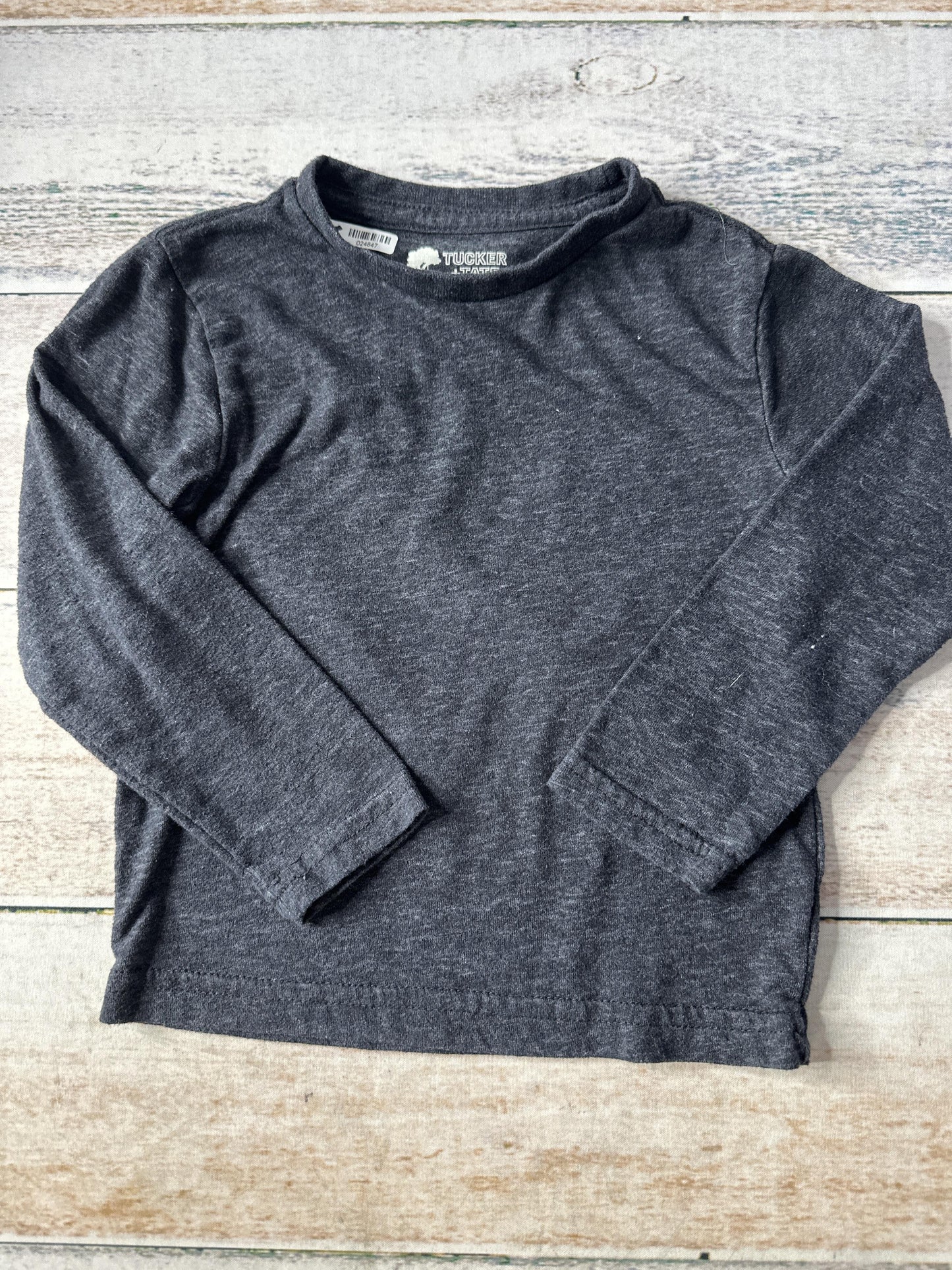 Unisex Grey Long Sleeve T-Shirt Size: 2 years Grey