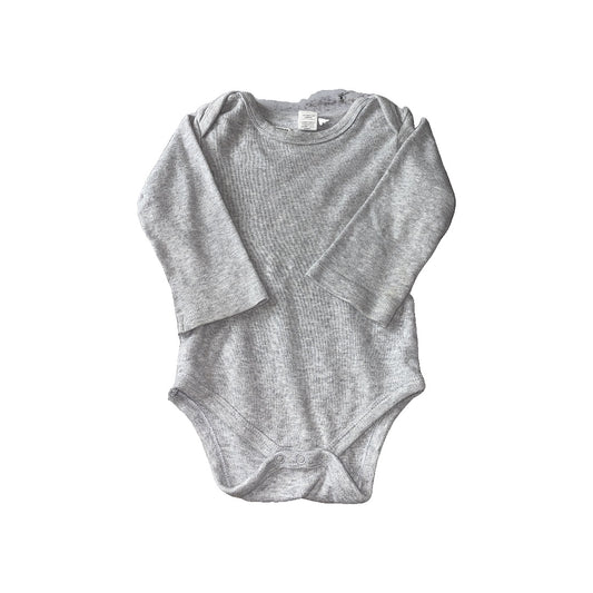 Colored Organics Unisex Grey Onesie Size: 12-18 months Grey