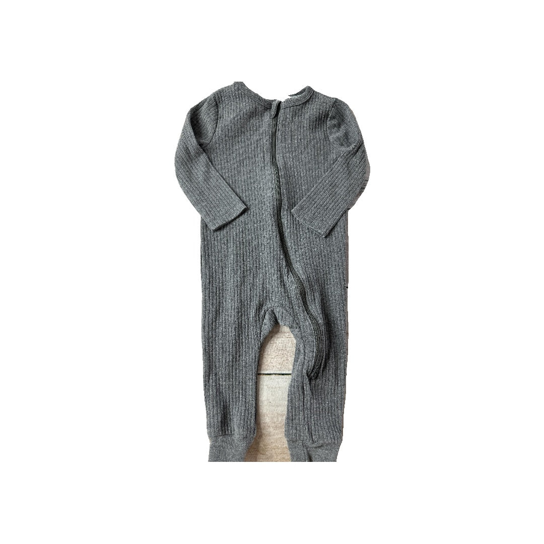 Cloud Island Unisex Grey Pajamas Size: 12 months Grey