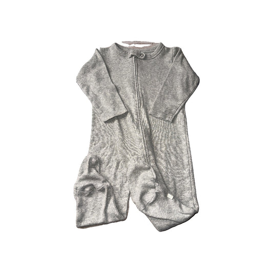 Finn + Emma Unisex Grey Long Sleeve Outfit Size: 9-12 Months Grey