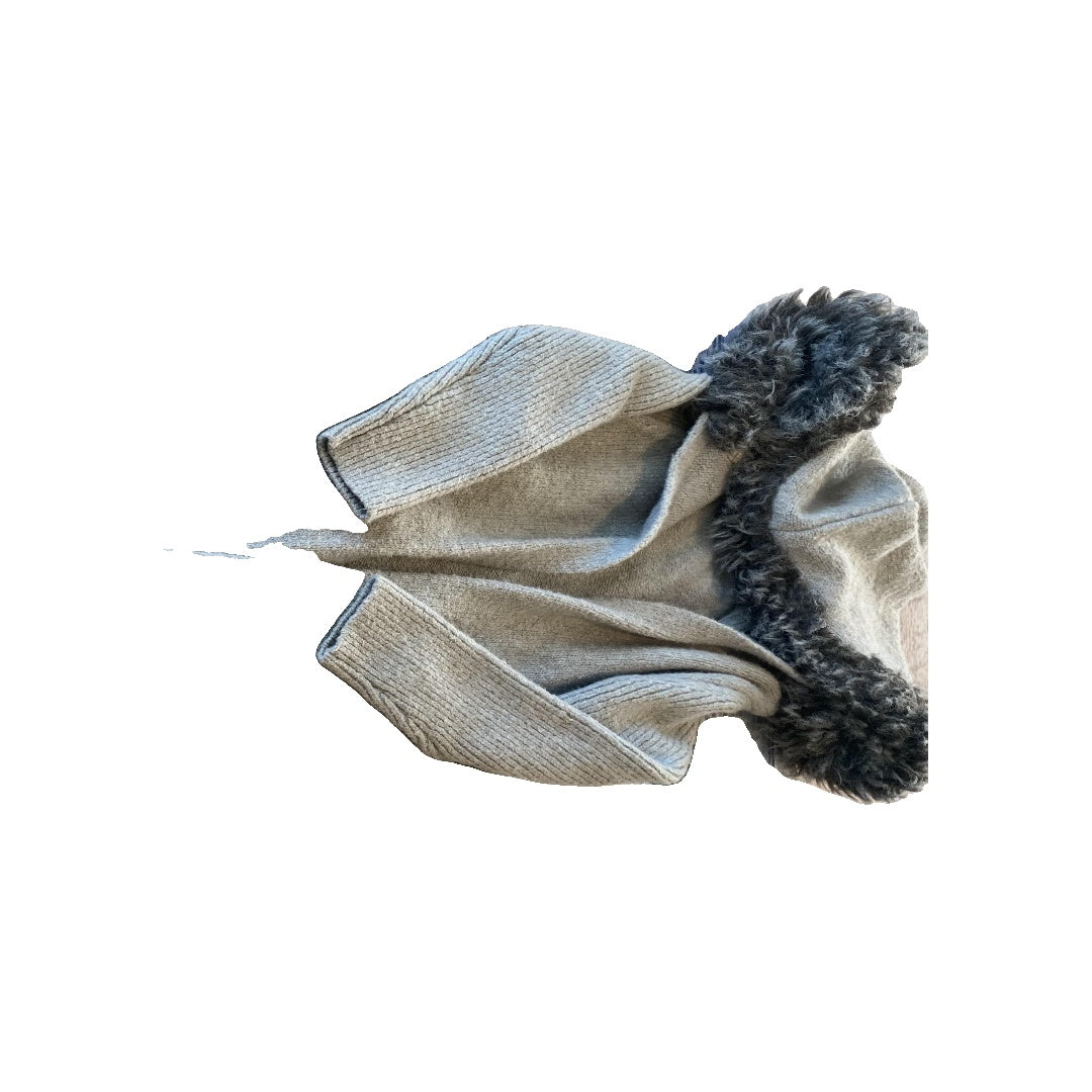 Gap Girls Grey Sweater Size: XS Grey