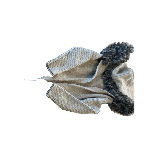 Gap Girls Grey Sweater Size: XS Grey