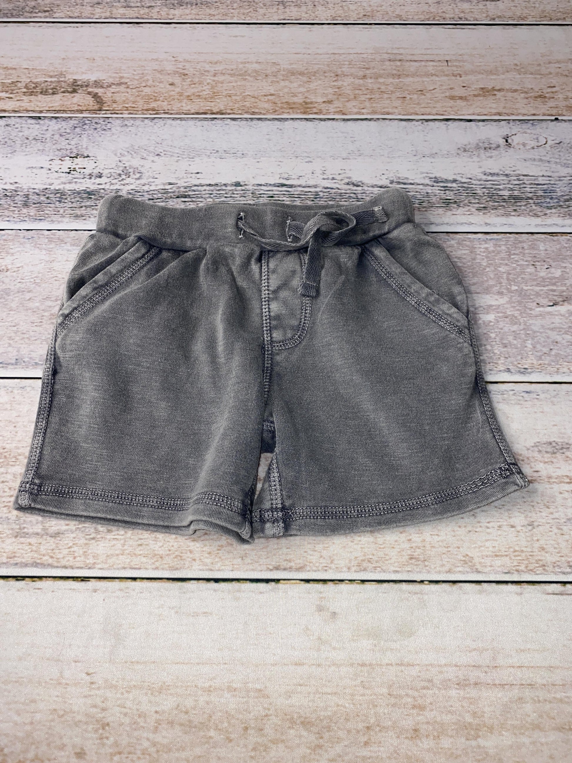 Tucker + Tate Boys Grey Shorts Size: 18 months Grey