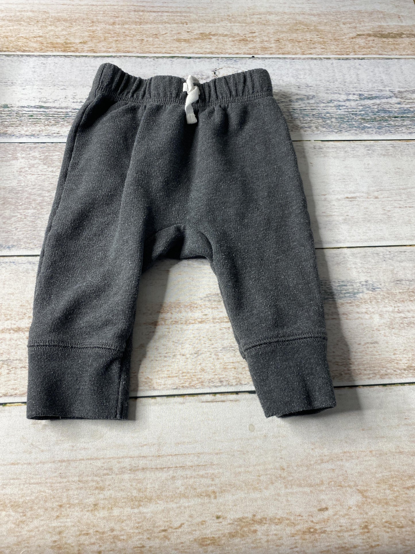 Cat & Jack Unisex Grey Pants Size: 3-6 months Grey