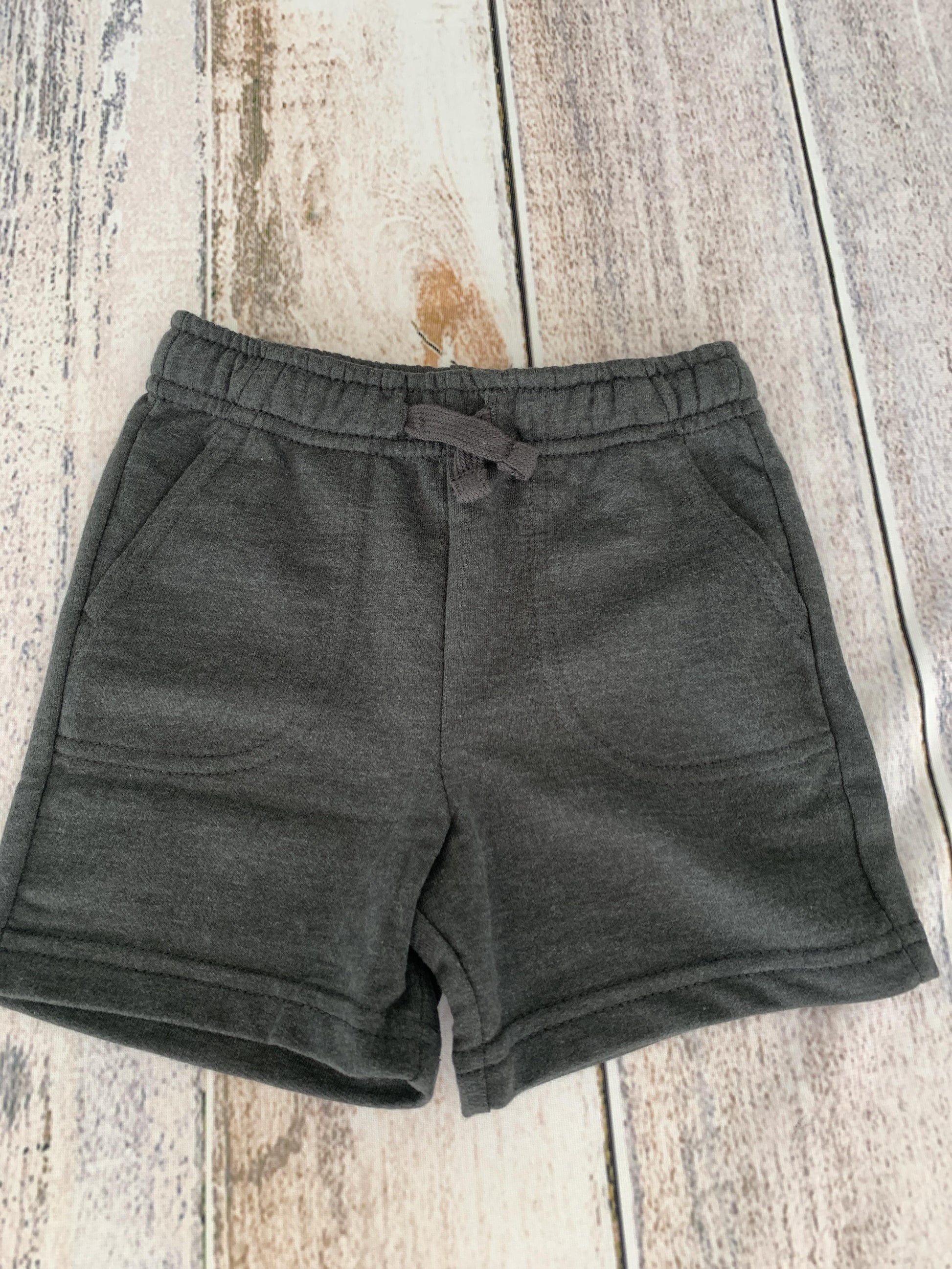 Cat & Jack Boys Grey Shorts Size: 18 months Grey