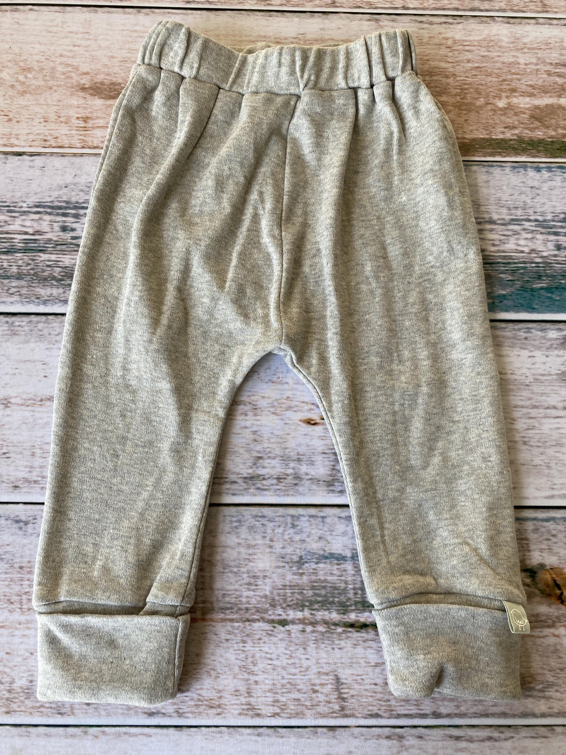 Finn + Emma Unisex Grey Pants Size: 9-12 Months Grey