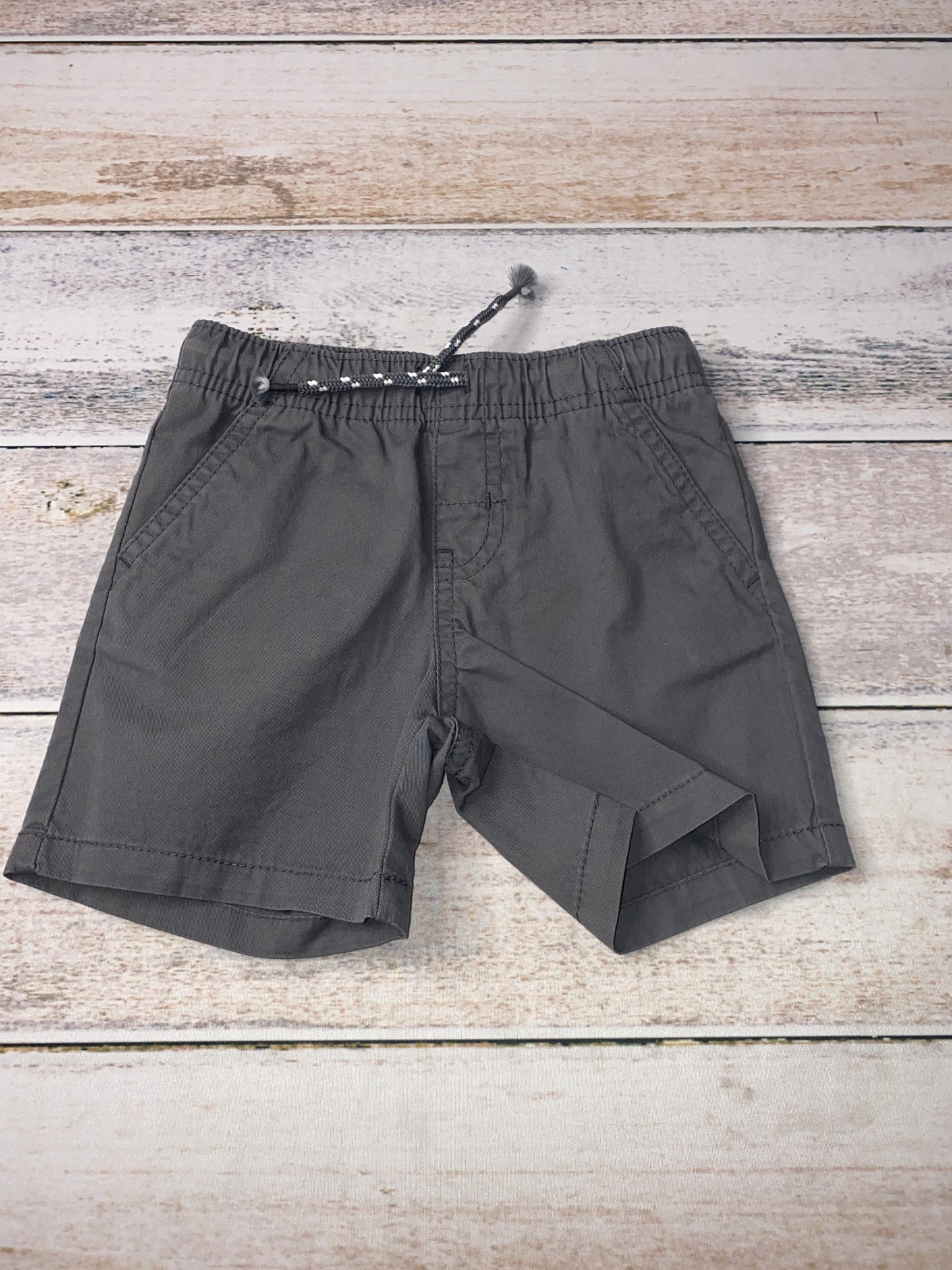 Cat & Jack Boys Grey Shorts Size: 18 months Grey