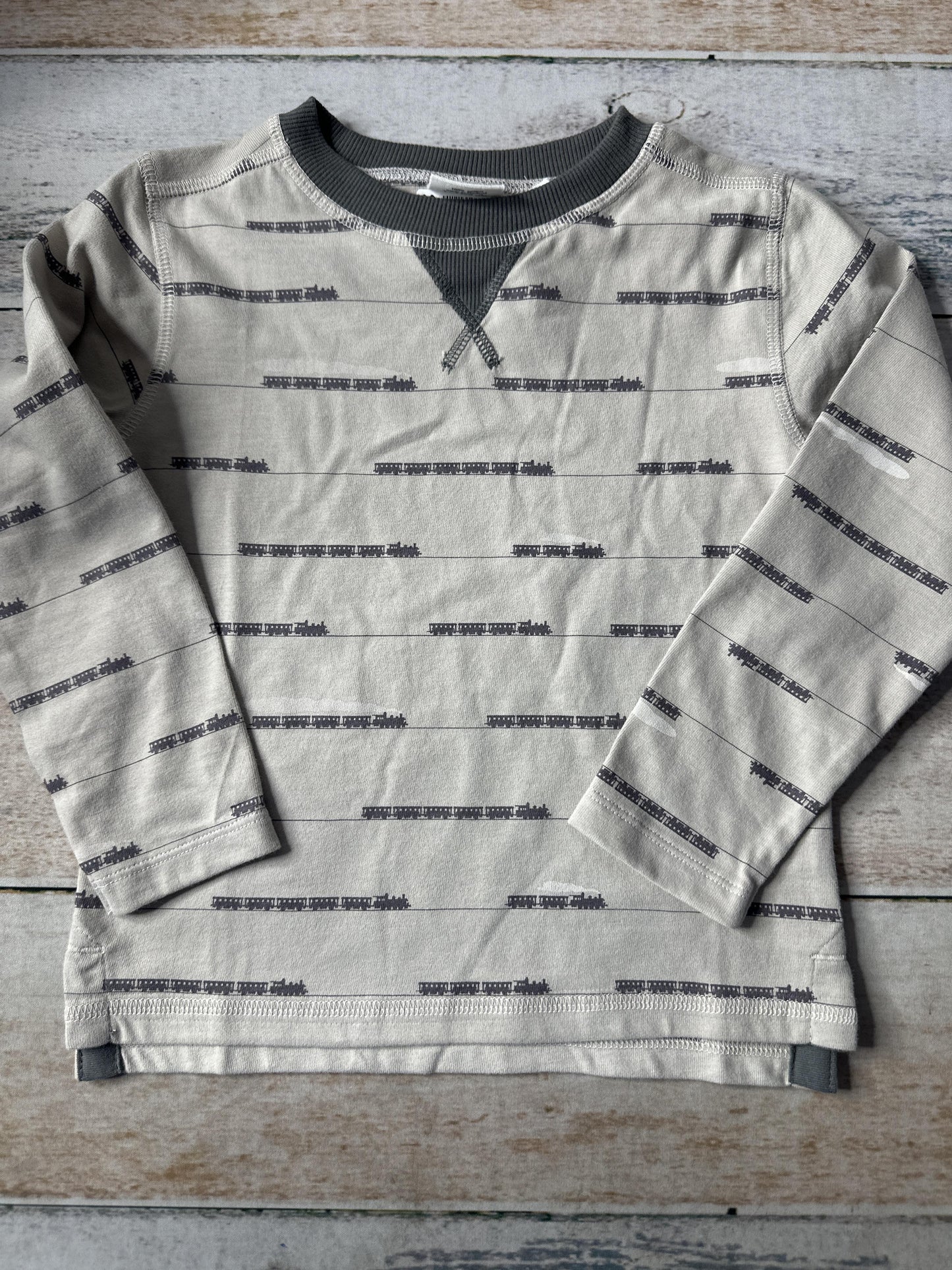 City Mouse Unisex Grey Long Sleeve T-Shirt Size: 2T Grey