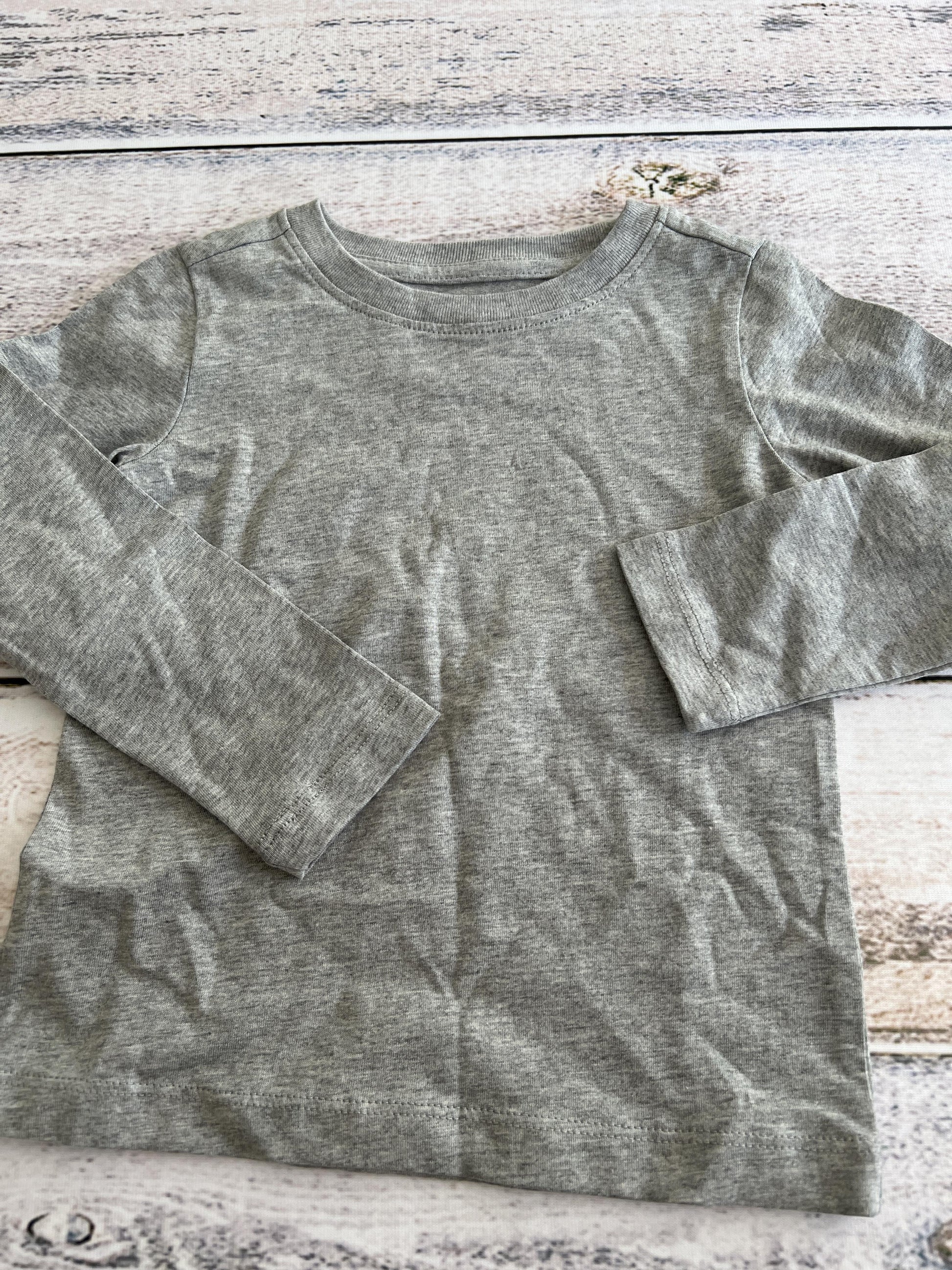 Primary Boys Grey Long Sleeve Shirt Size: 2T Grey