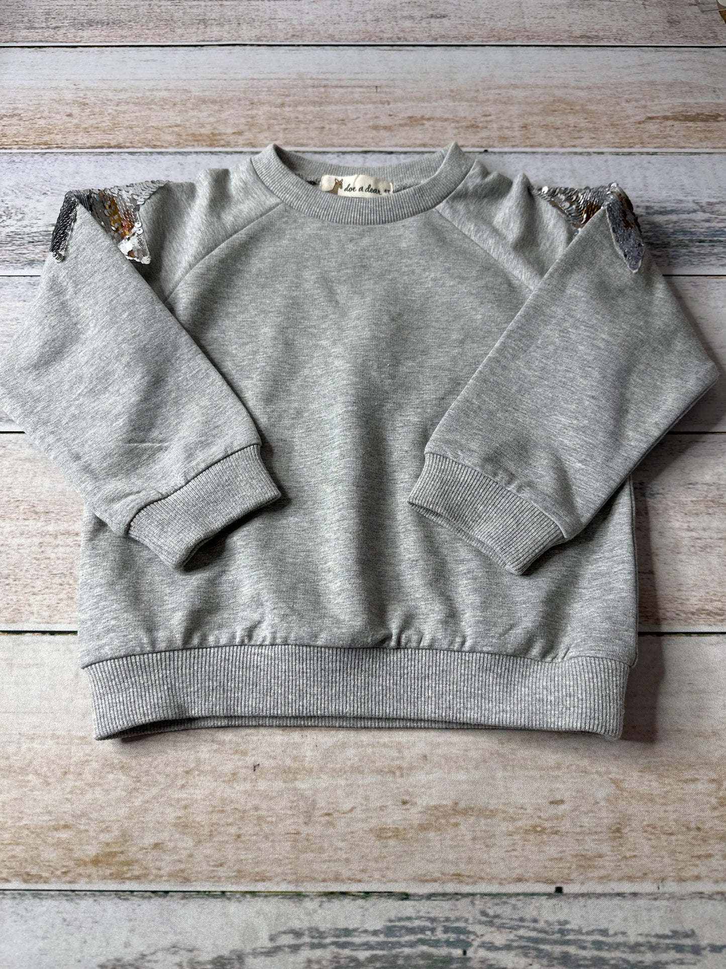 doe a dear Unisex Grey Sweatshirt Size: 4T Grey