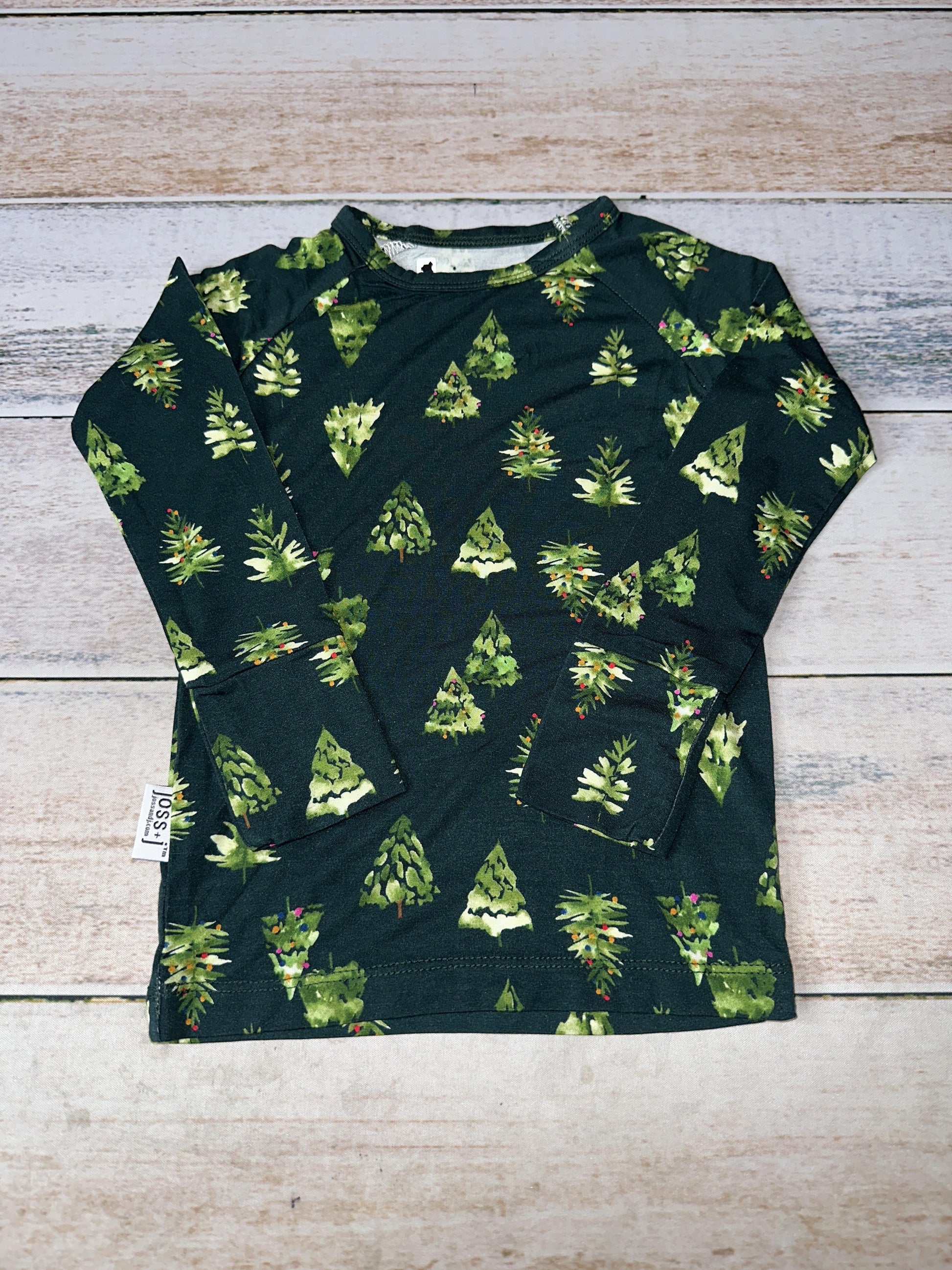 Joss and J Unisex Holiday Pajamas Size: 18-24 months Holiday