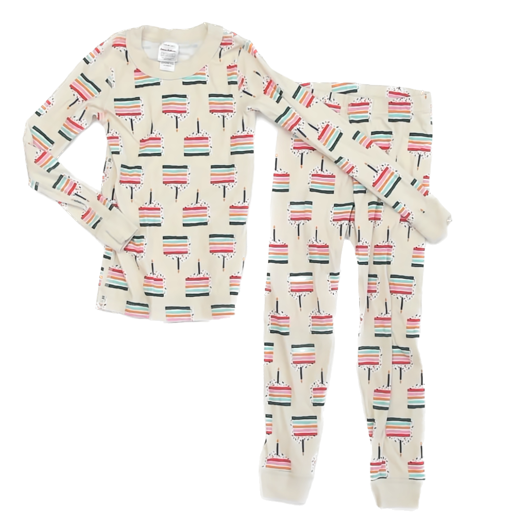Hanna Andersson Unisex Ivory Birthday Cakes 2-piece Pajamas Size: 5T Ivory Birthday Cakes