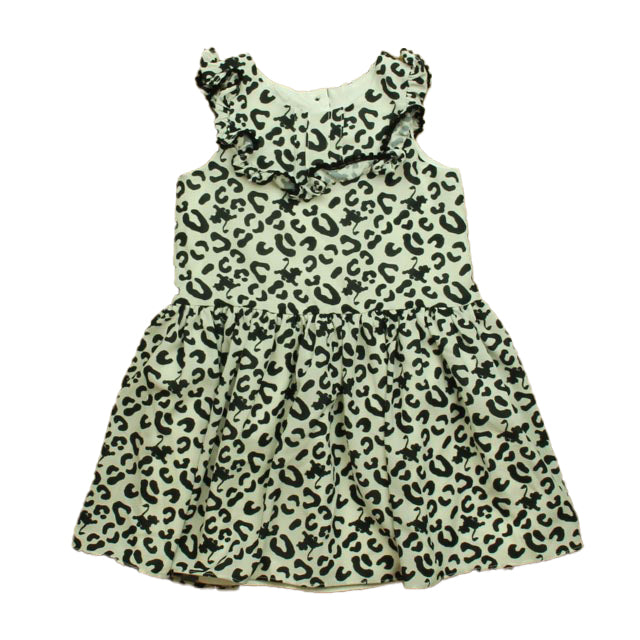 Pippa & Julie Girls Ivory | Black Dress Size: 4T Ivory | Black