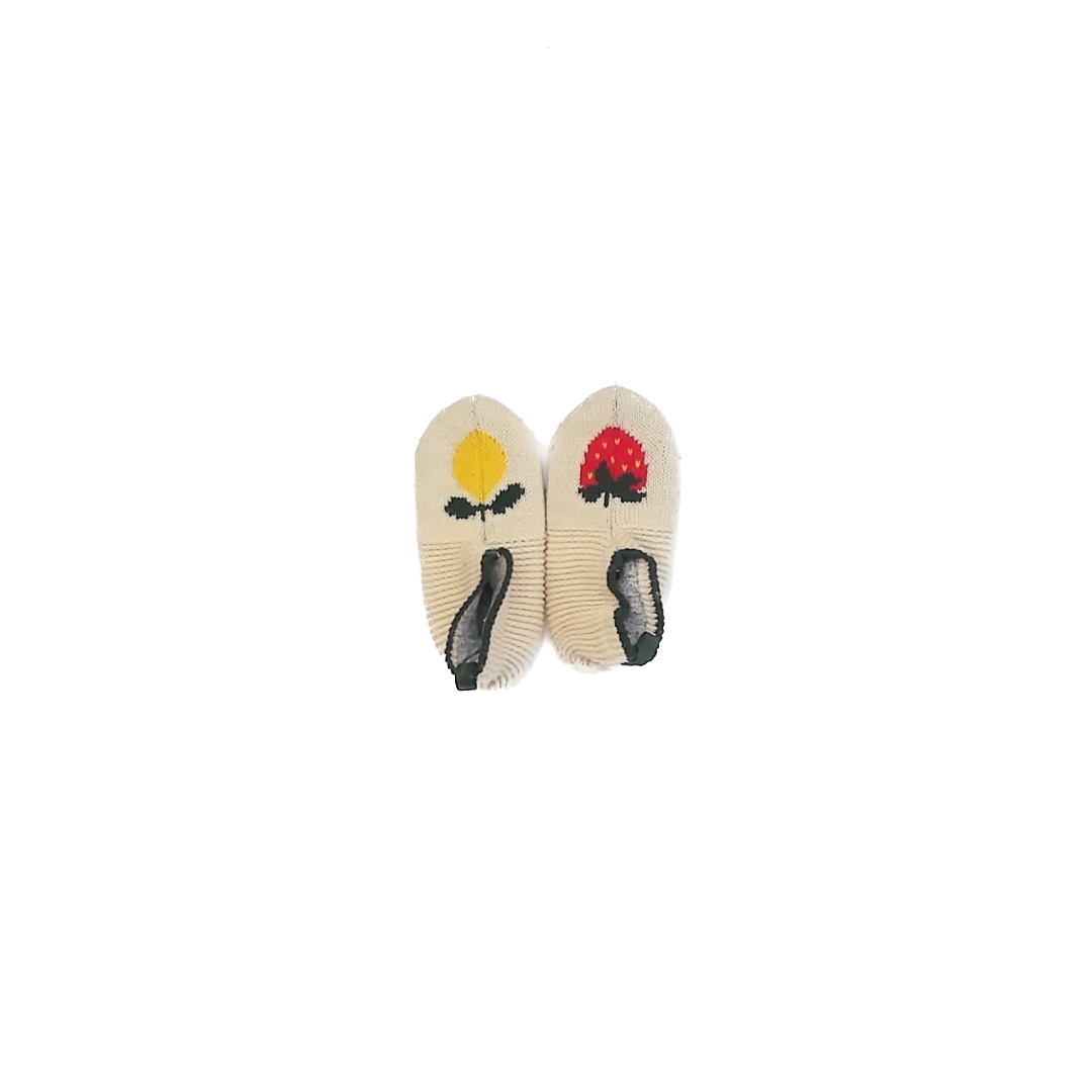 Bombas Girls Ivory Fruit Slippers Size: 1-5 Youth Ivory Fruit