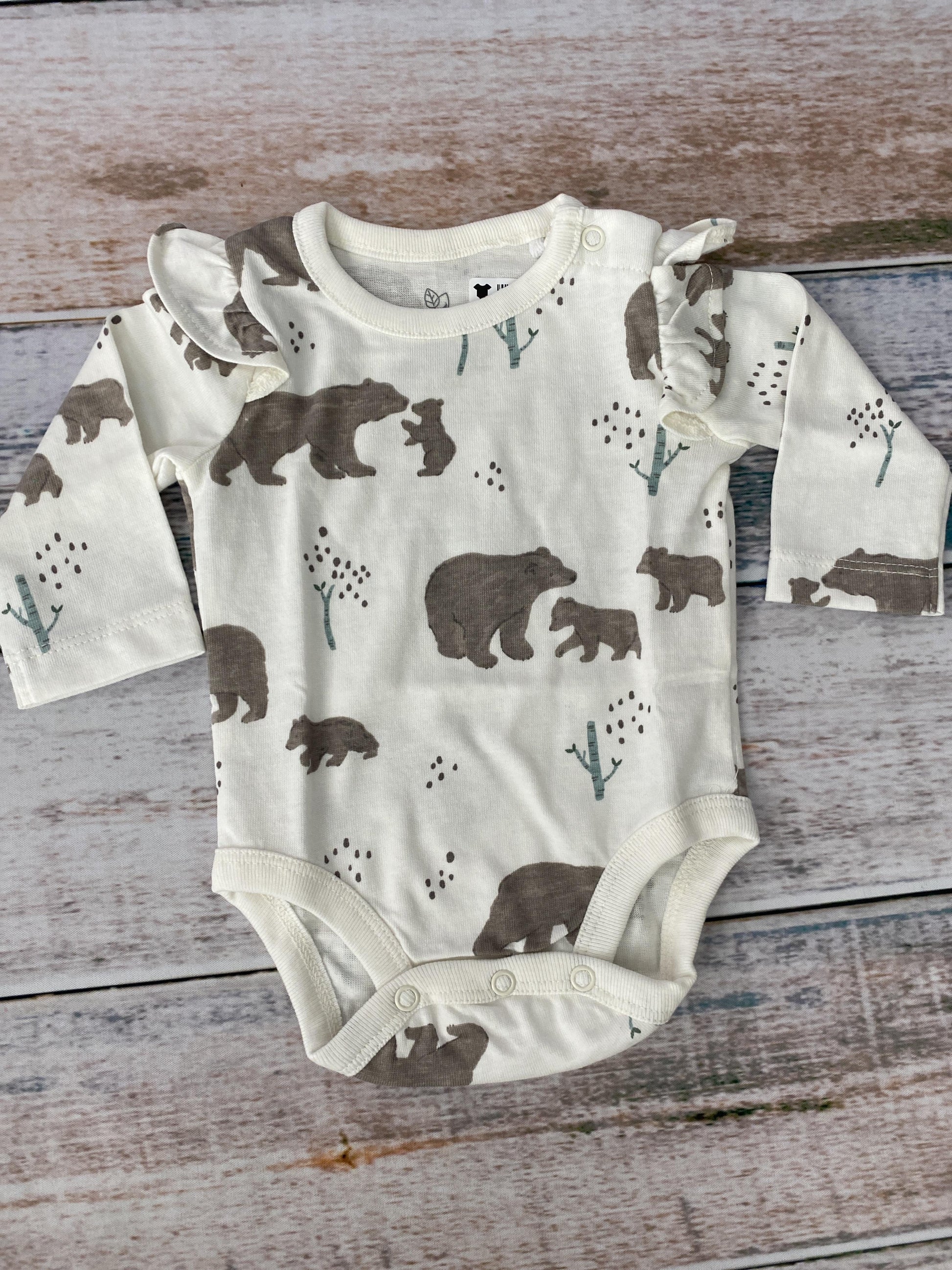 Oliver & Rain Girls Ivory | polar bears Onesie Size: Newborn Ivory | polar bears