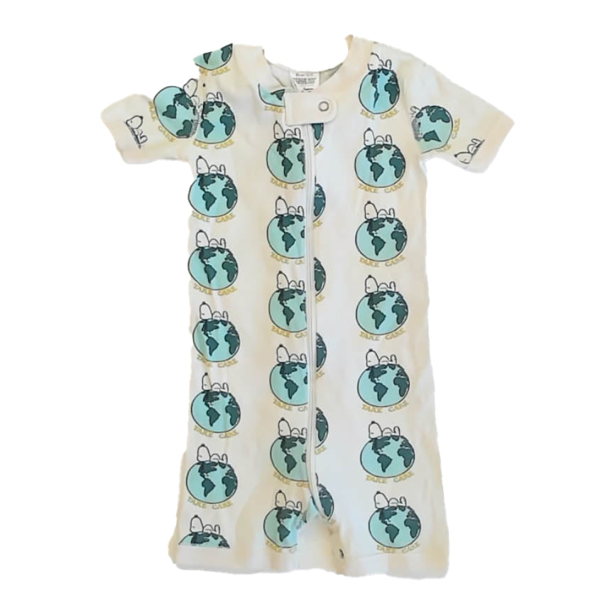 Hanna Andersson Boys Ivory Snoopy 1-piece Non-footed Pajamas Size: 2T Ivory Snoopy