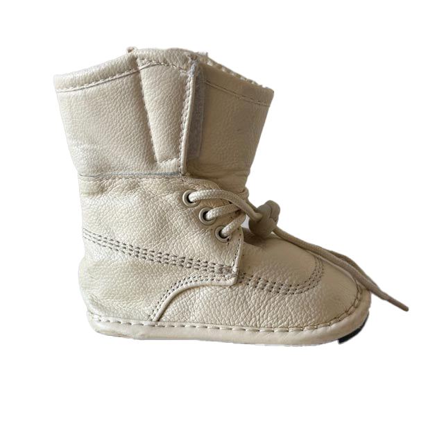 Jack and Lily Unisex Ivory Boots Size: 12-18 Months