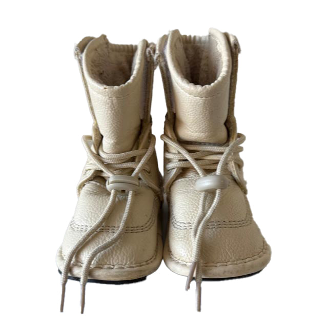 Jack and Lily Unisex Ivory Boots Size: 12-18 Months