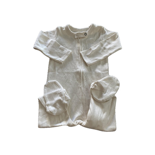 Finn + Emma Unisex Ivory Pajamas Size: 6-9 months Ivory