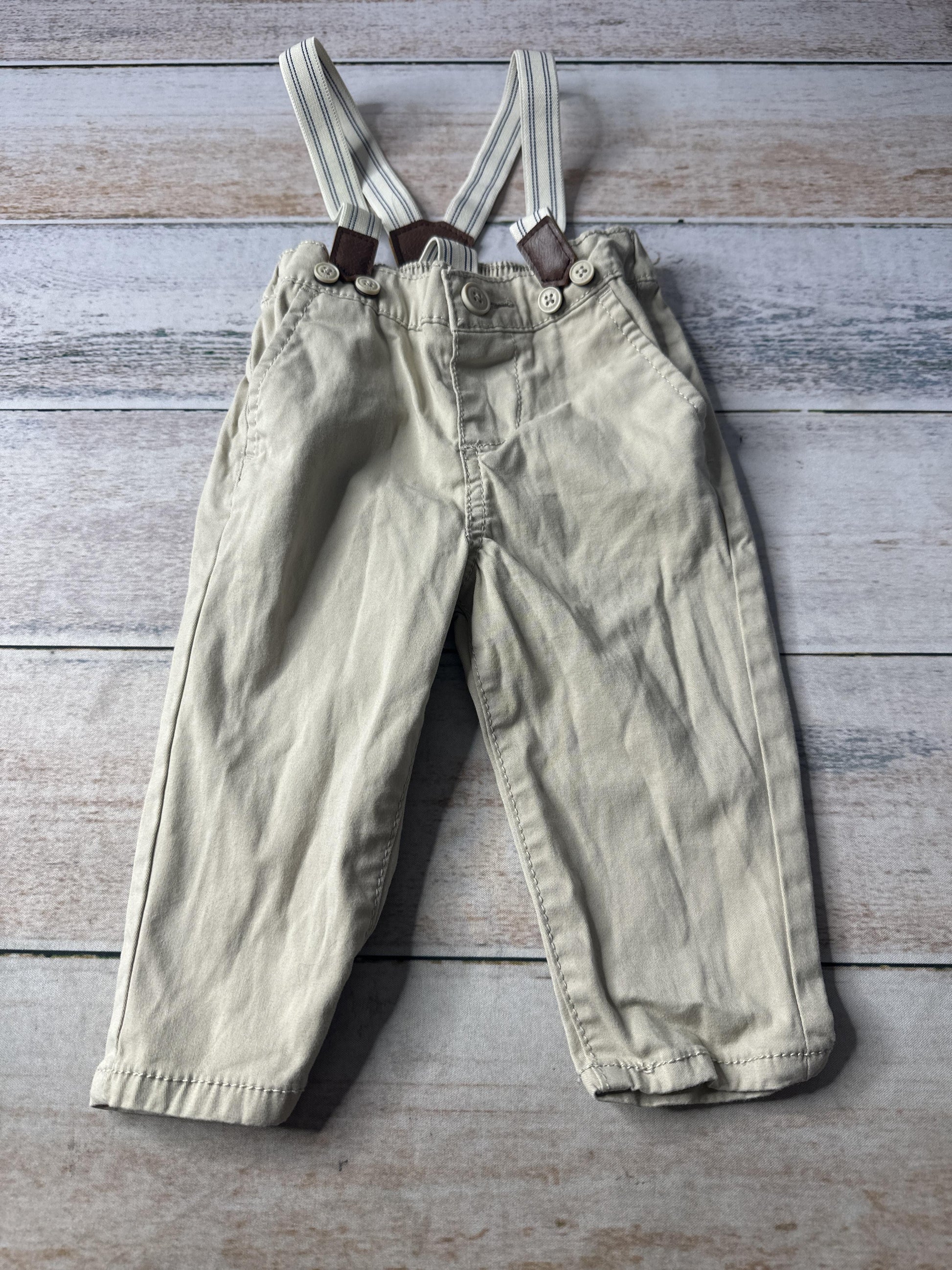 OshKosh Boys Khaki Pants Size: 9 months Khaki