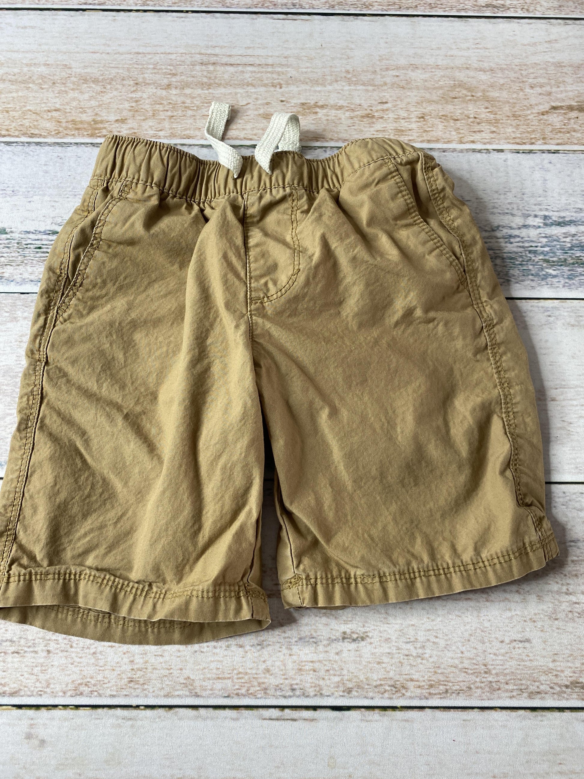 Old Navy Boys Khaki Shorts Size: 4T Khaki