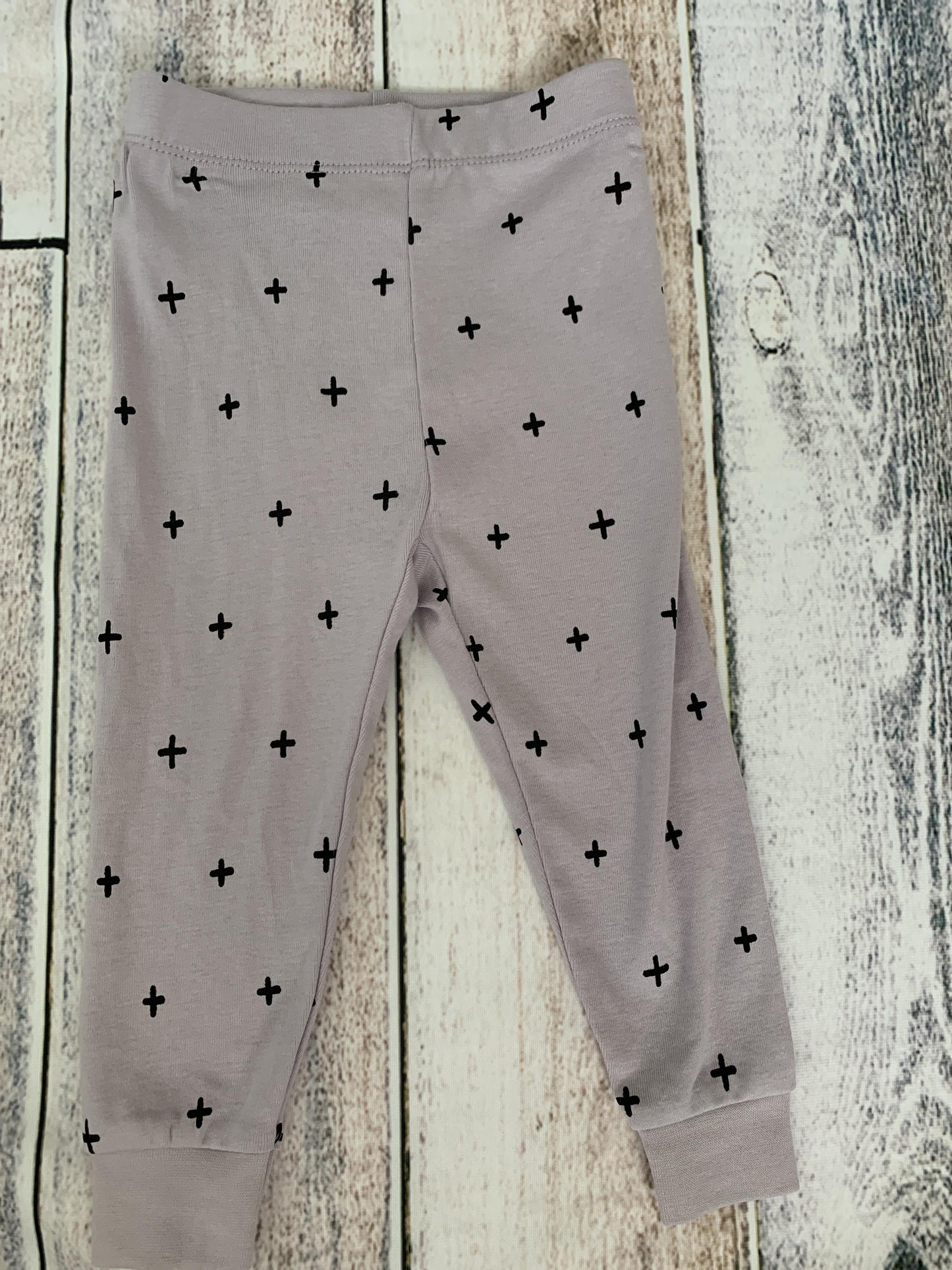 Petit Lemi Girls Lavender | Black | Pattern Pajamas Size: 12M Lavender | Black | Pattern