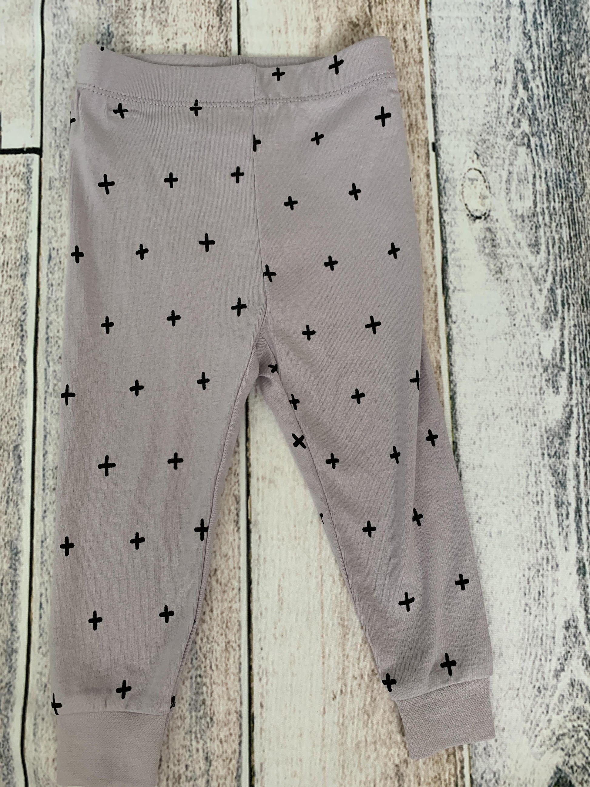 Petit Lemi Girls Lavender | Black | Pattern Pajamas Size: 12M Lavender | Black | Pattern