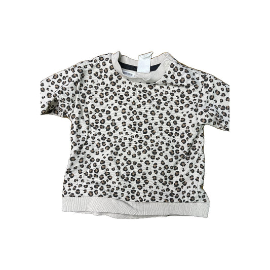 H&M Girls Leopard print Sweatshirt Size: 6 months Leopard print