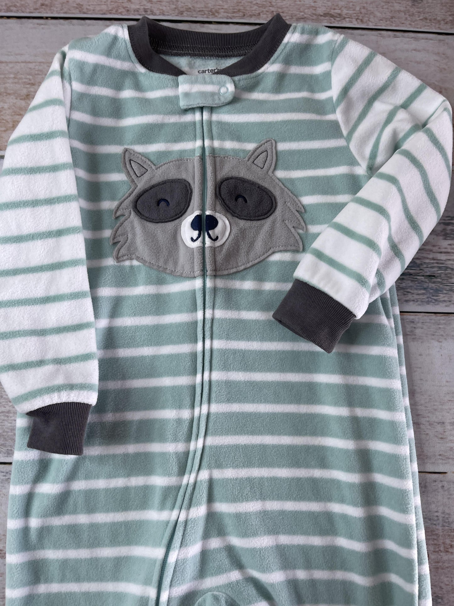 Carters Boys Light Blue | light green | White Pajamas Size: 18-24 months Light Blue | light green | White